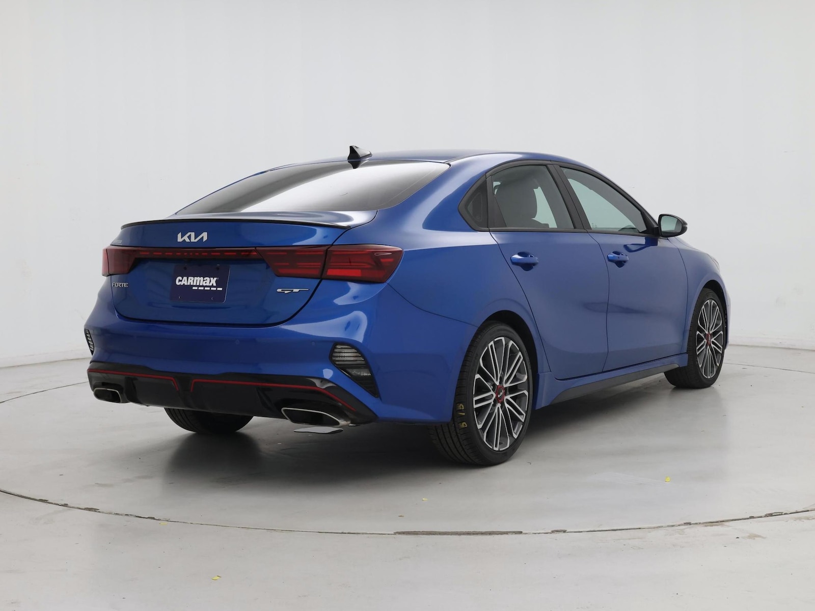 2023 Kia Forte GT - Photo 9