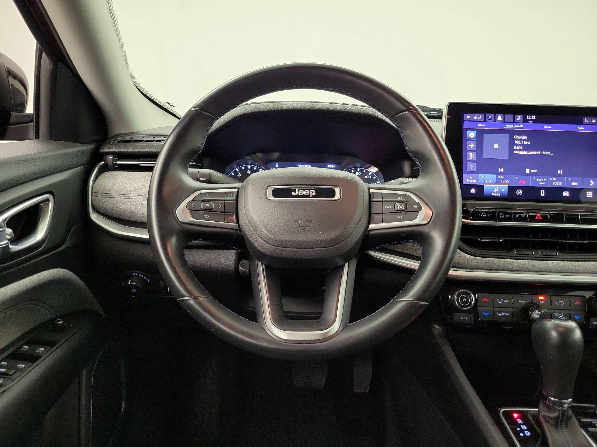 Thumbnail: 2022 Jeep Compass - 10