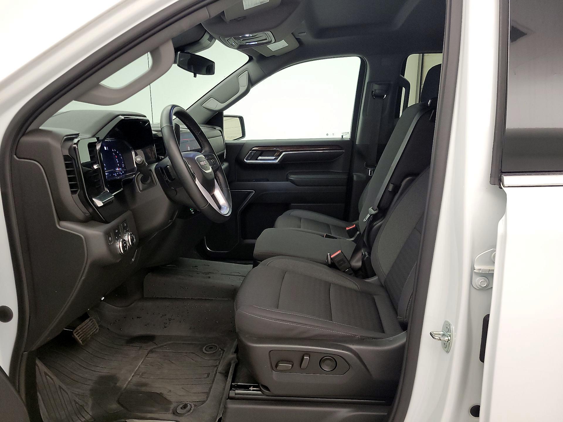 Thumbnail: 2023 GMC Sierra 1500 - 11