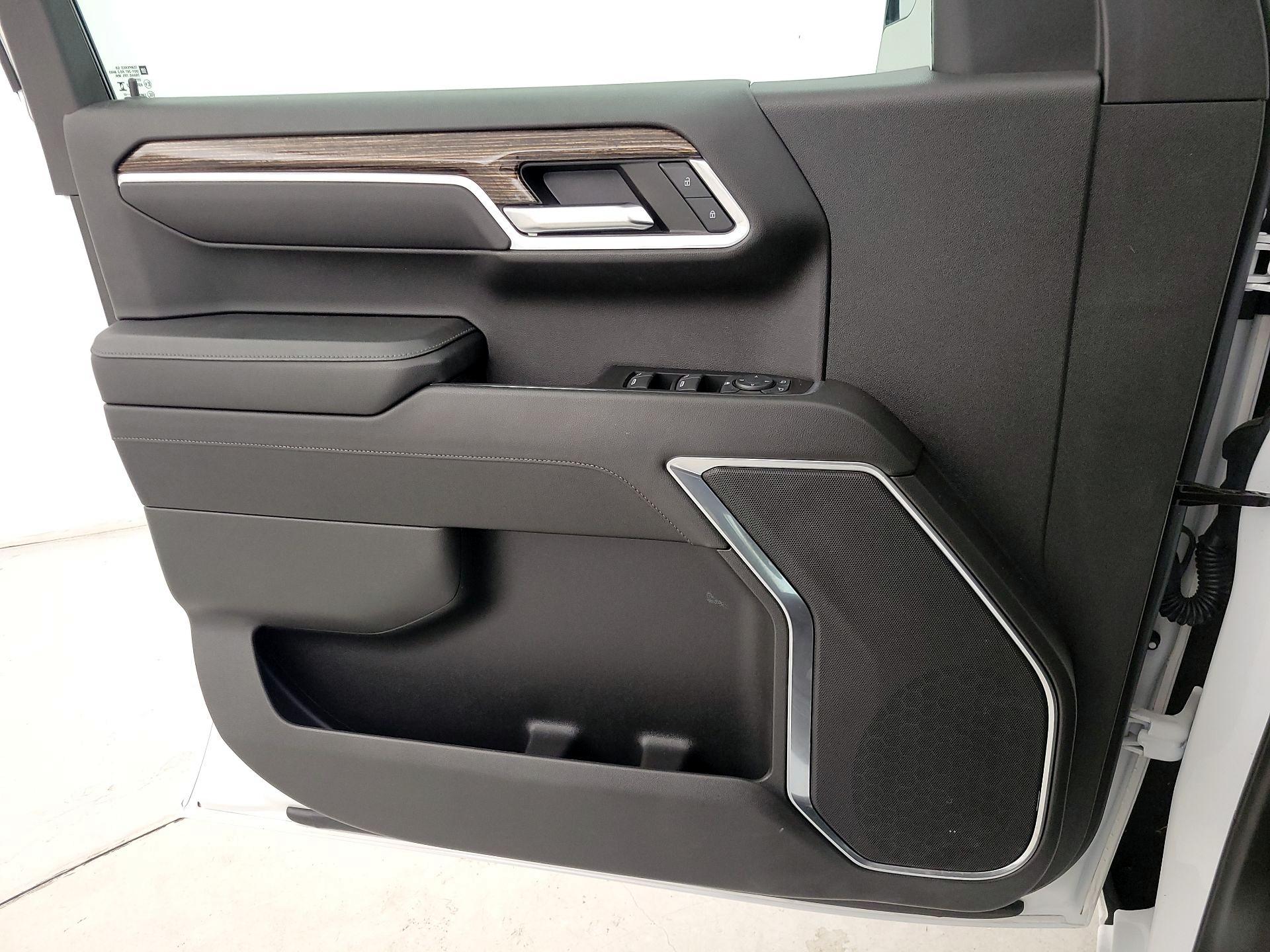 Thumbnail: 2023 GMC Sierra 1500 - 12