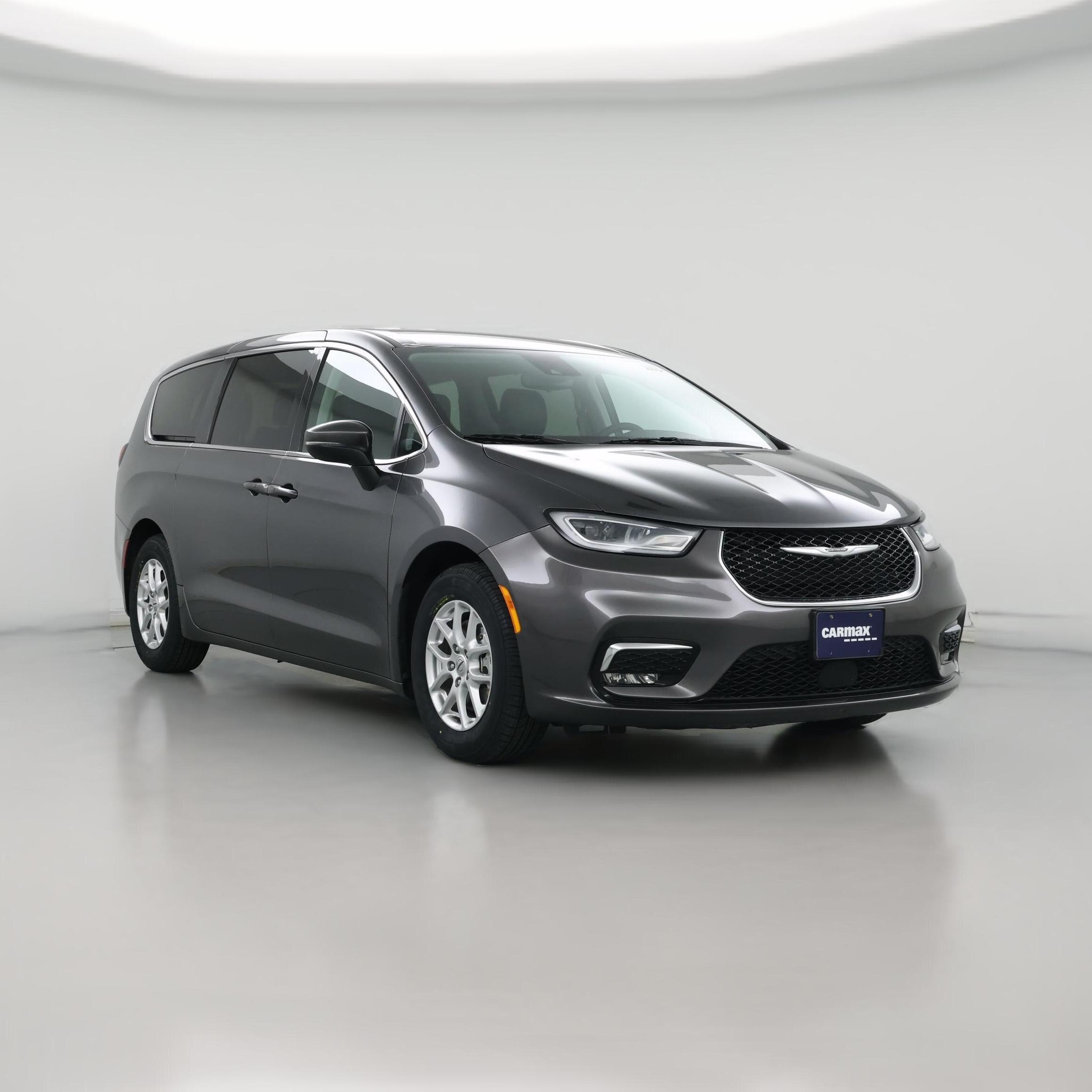 Thumbnail: 2023 Chrysler Pacifica - 1