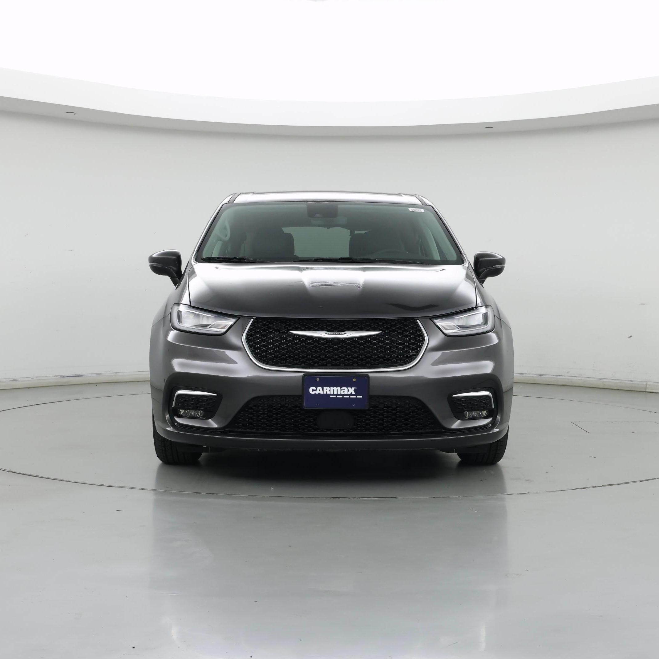 Thumbnail: 2023 Chrysler Pacifica - 5