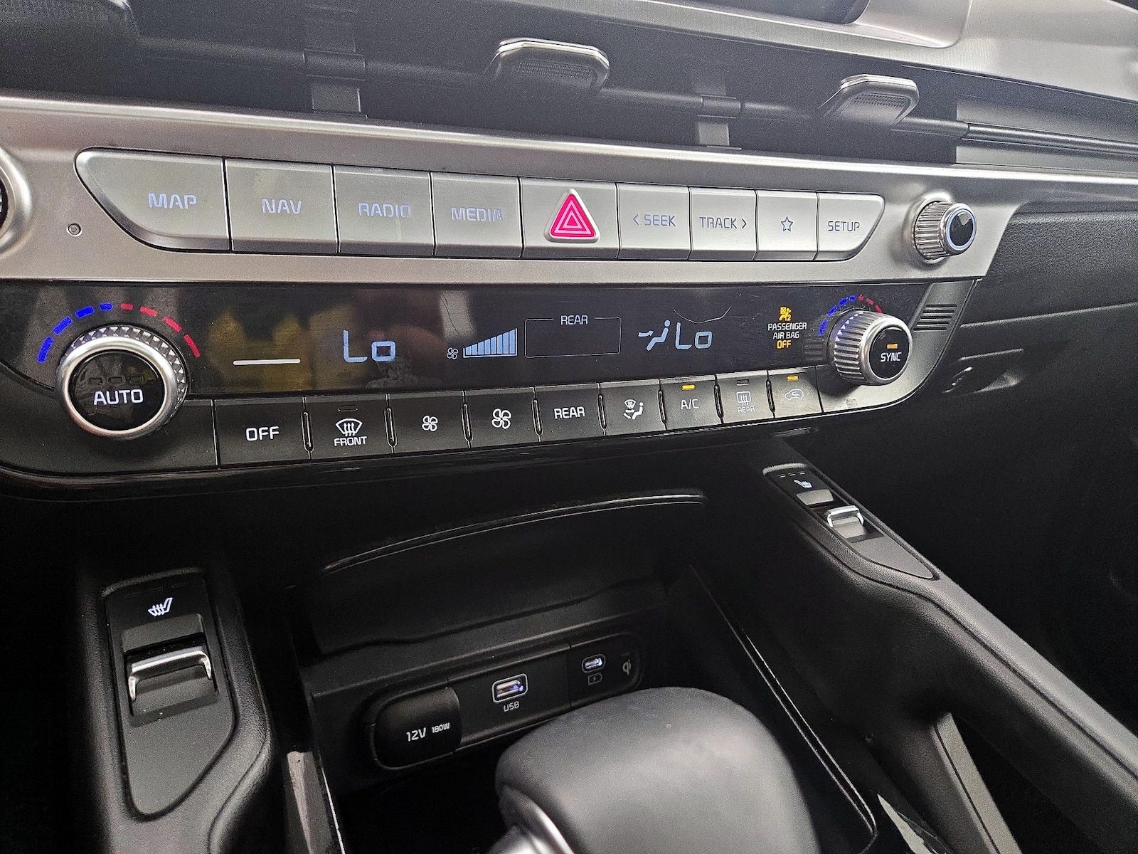 2025 Kia Telluride S - Photo 18
