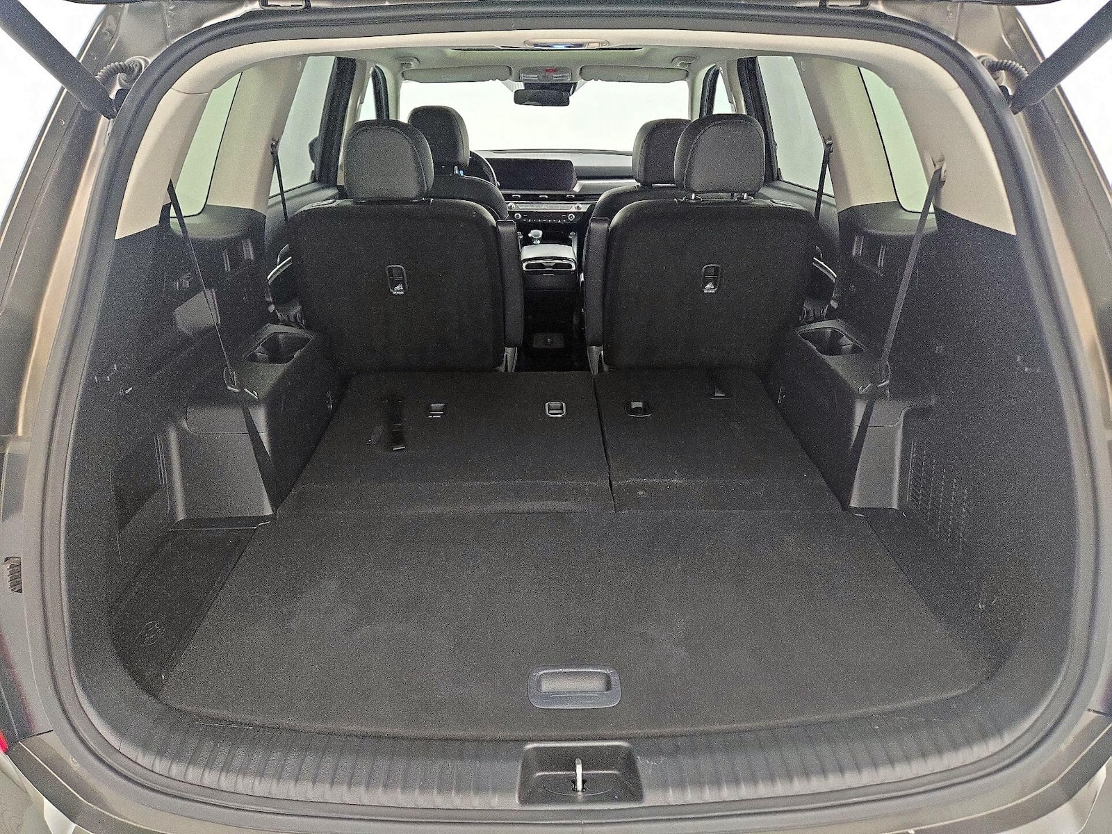 2025 Kia Telluride S - Photo 25