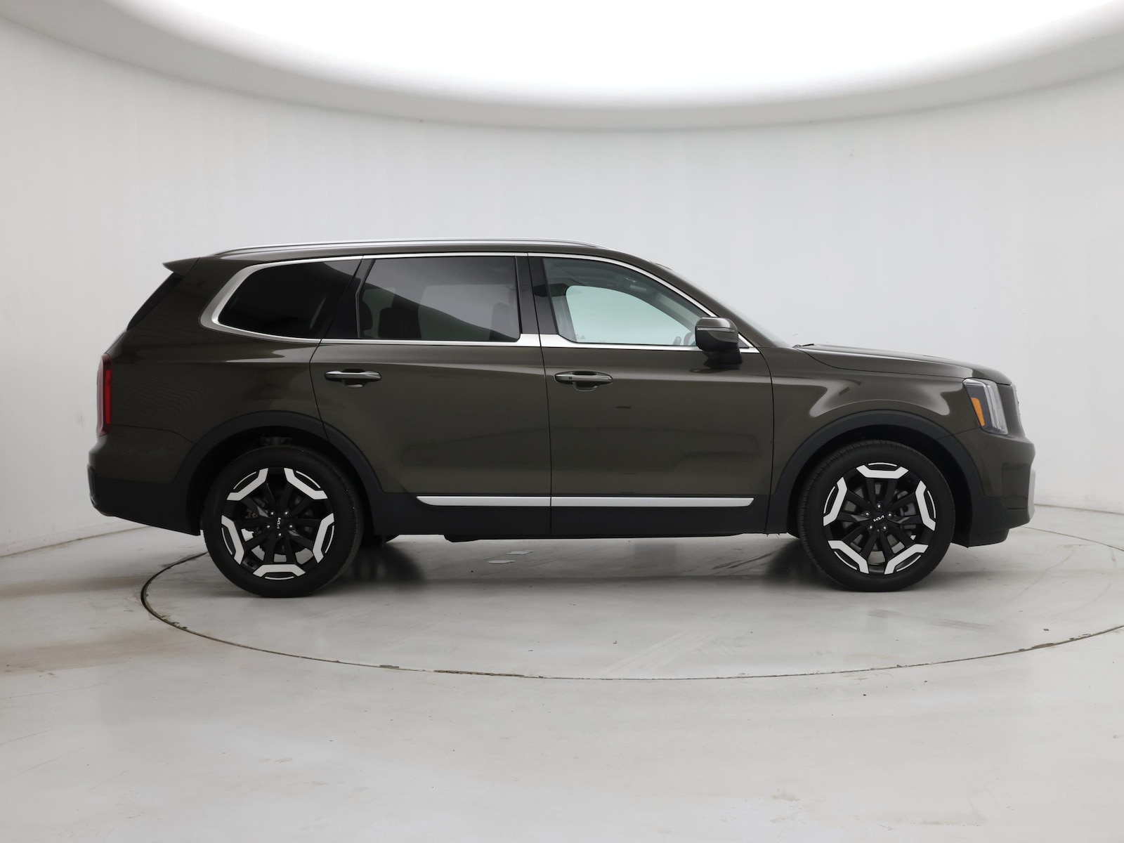 2025 Kia Telluride S - Photo 8