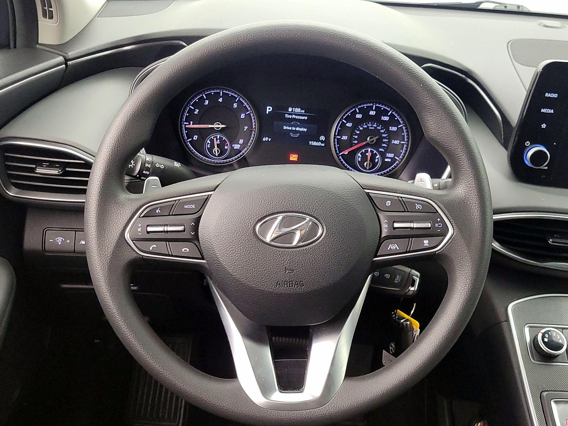 Thumbnail: 2023 Hyundai Santa Fe - 10
