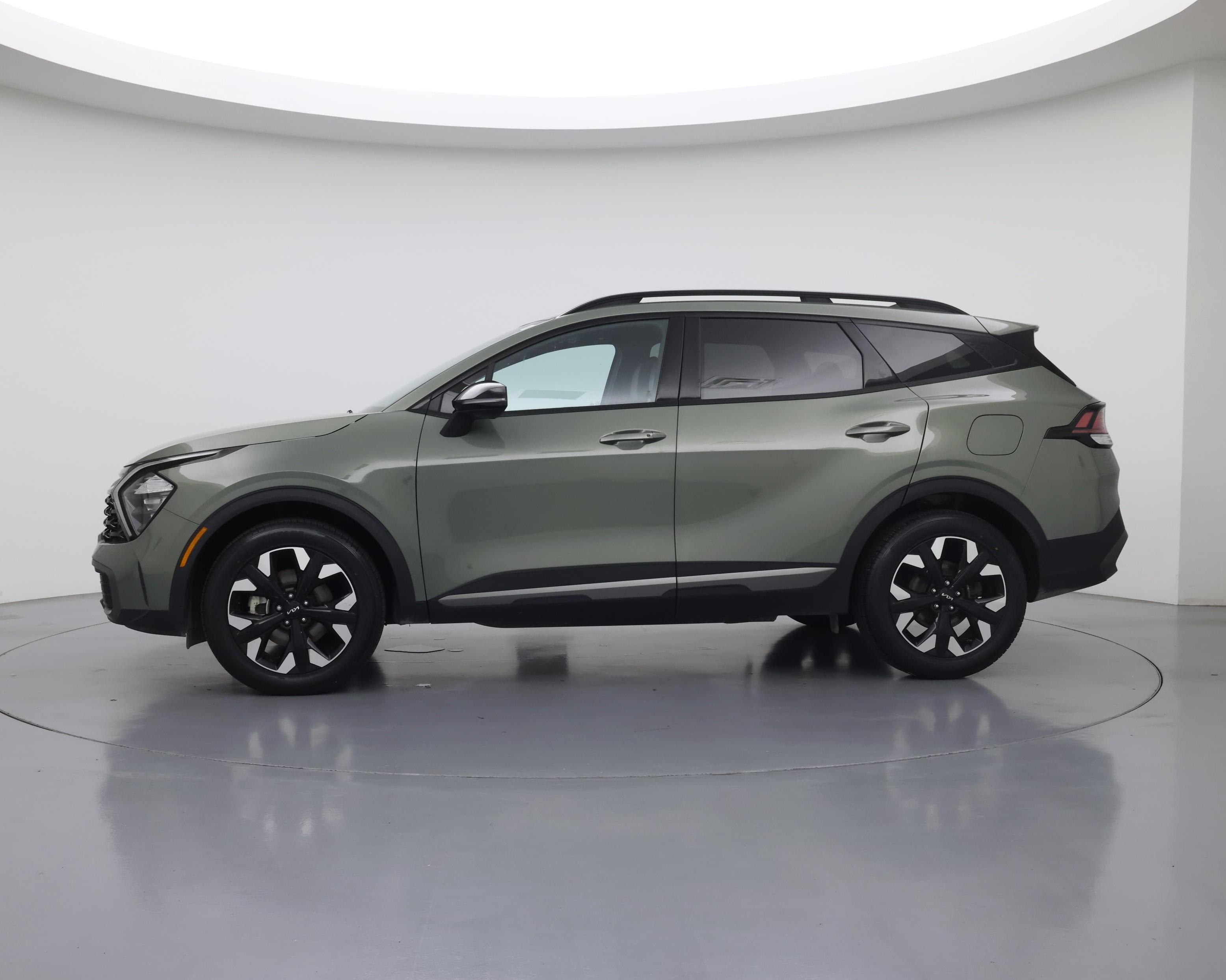 Thumbnail: 2023 Kia Sportage - 3