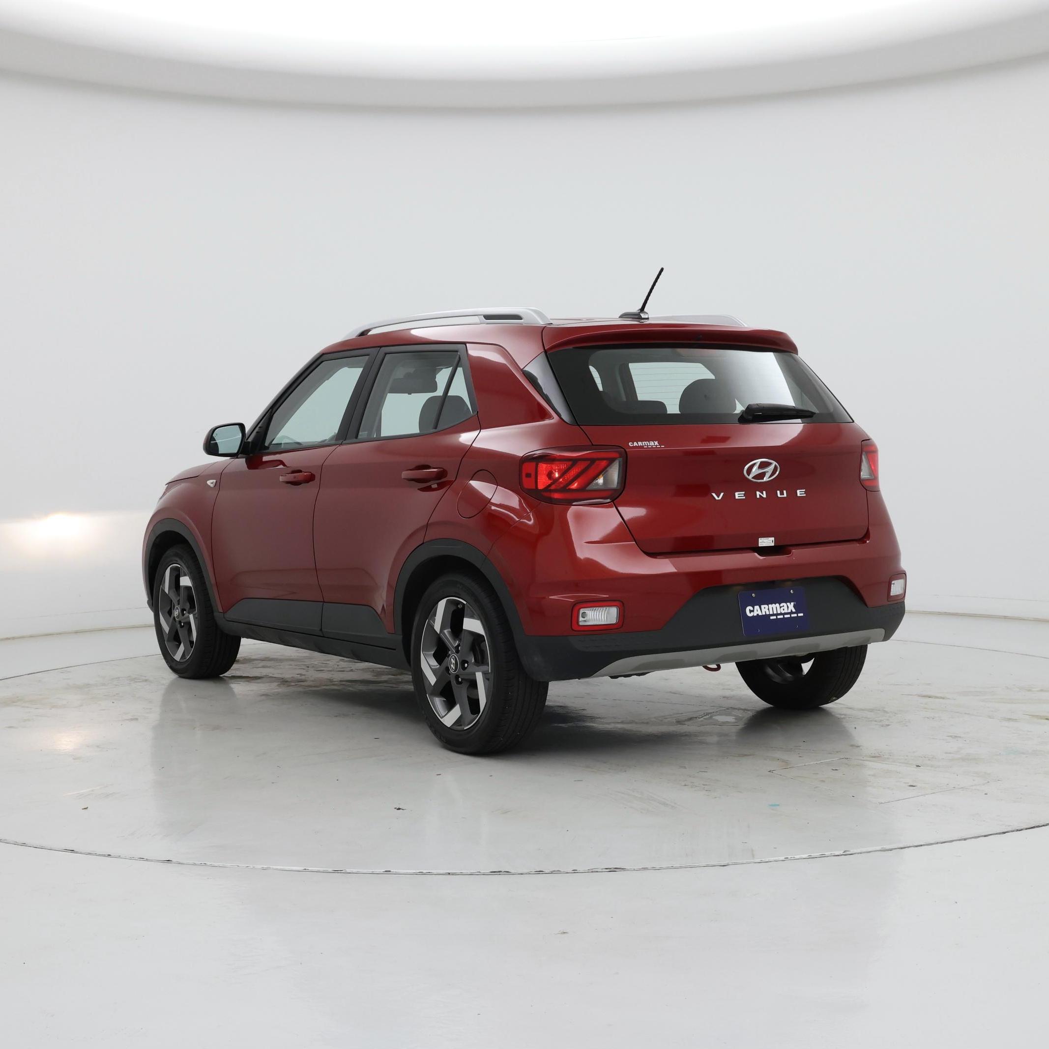 Thumbnail: 2025 Hyundai Venue - 2