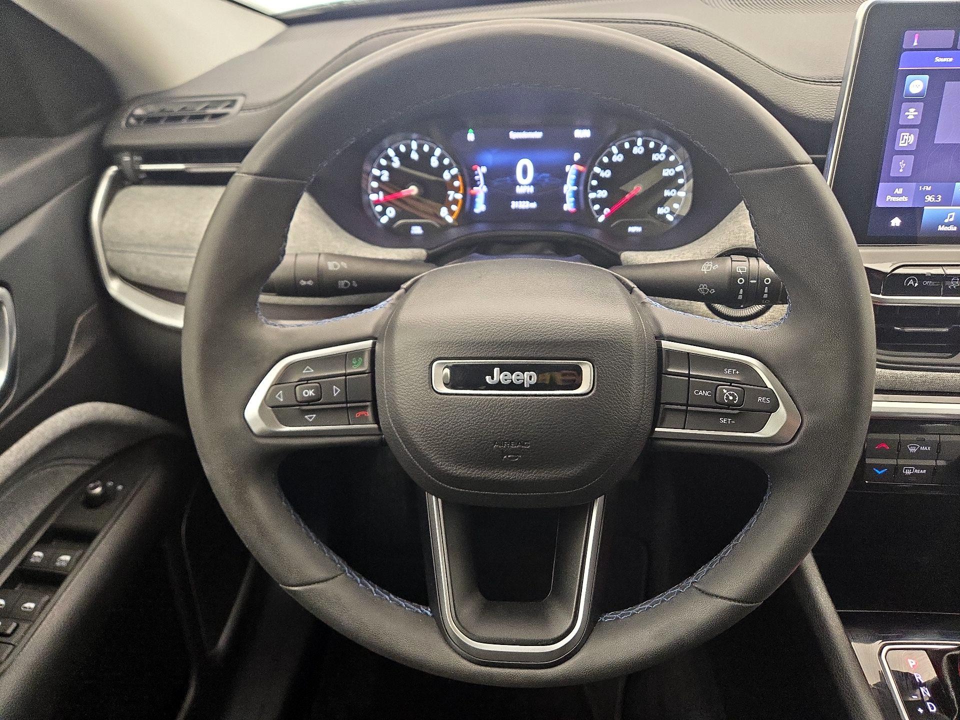 Thumbnail: 2022 Jeep Compass - 10