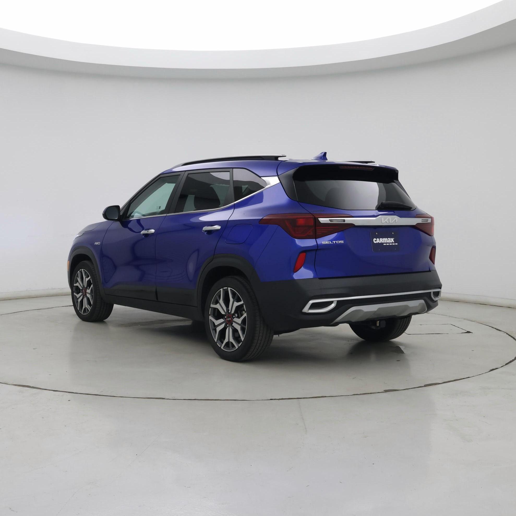 Thumbnail: 2023 Kia Seltos - 2