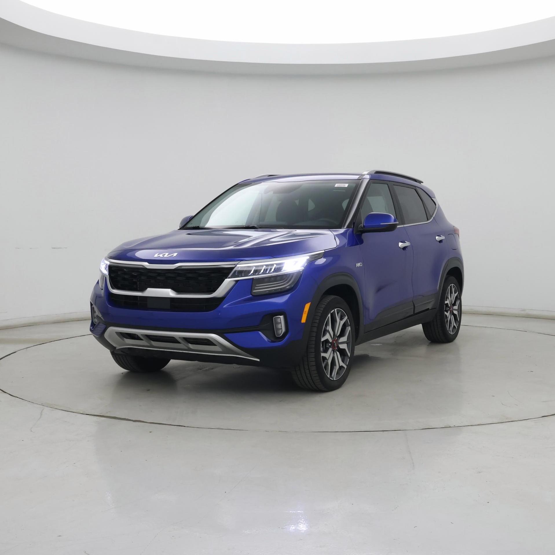 Thumbnail: 2023 Kia Seltos - 4