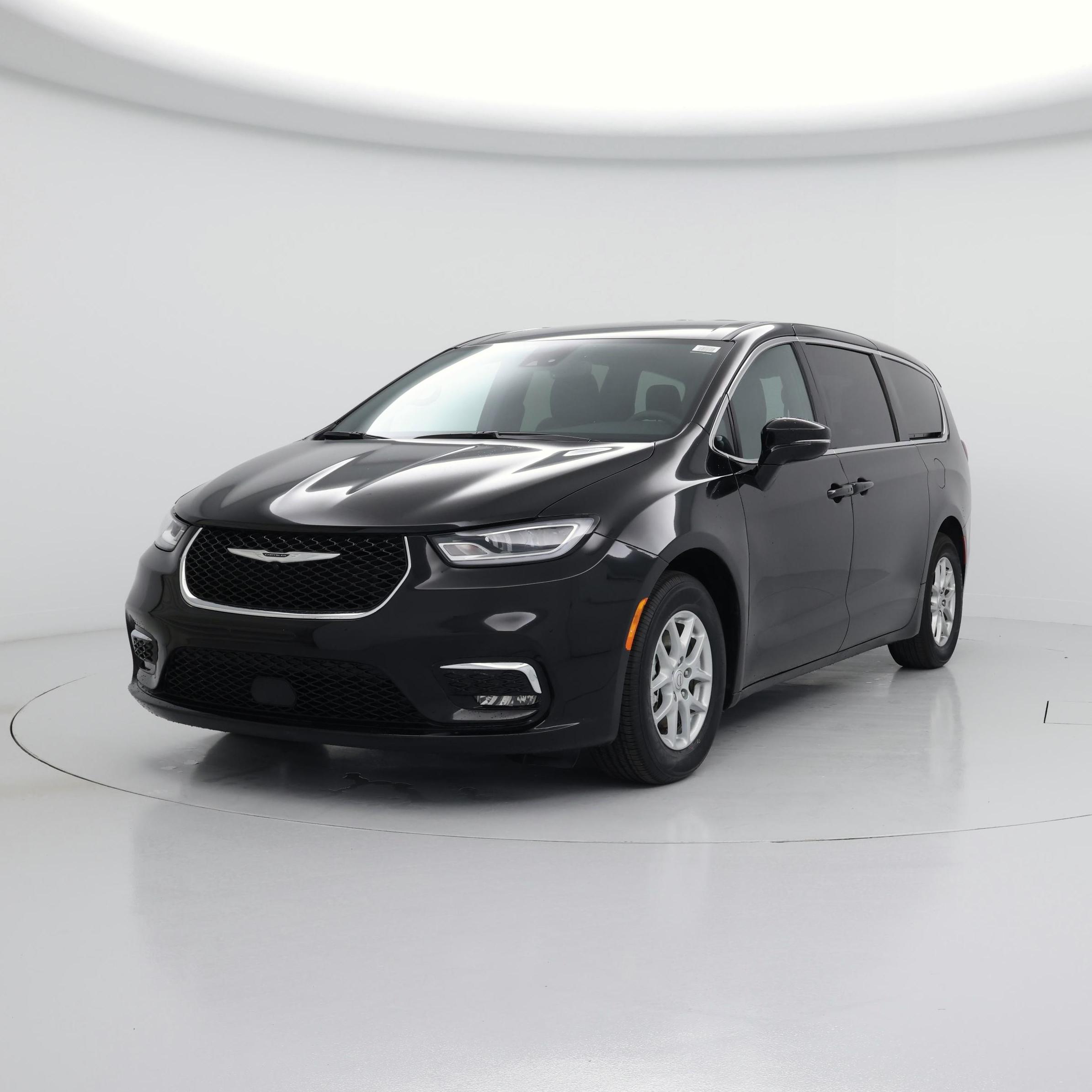 Thumbnail: 2026 Chrysler Pacifica - 4
