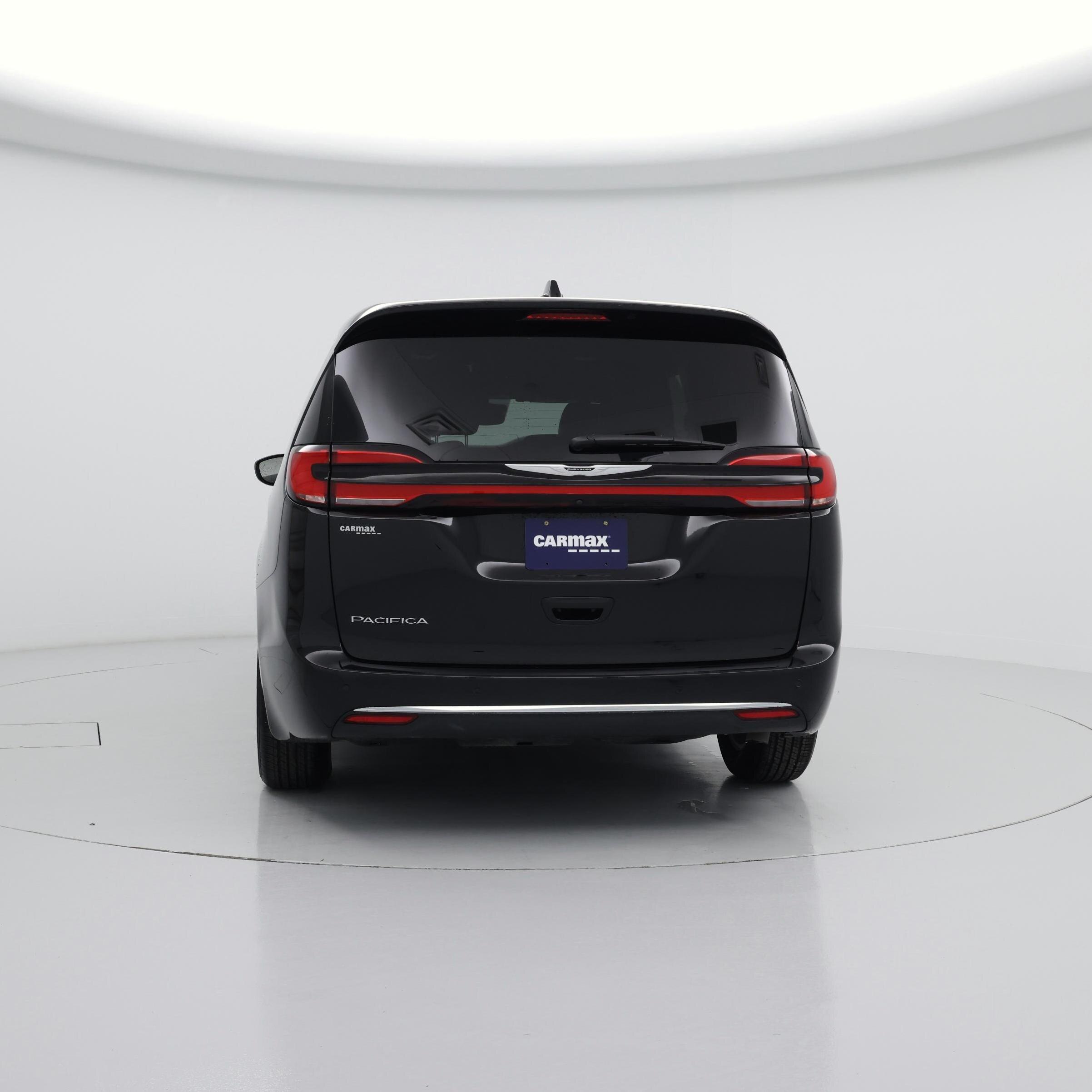 Thumbnail: 2026 Chrysler Pacifica - 6
