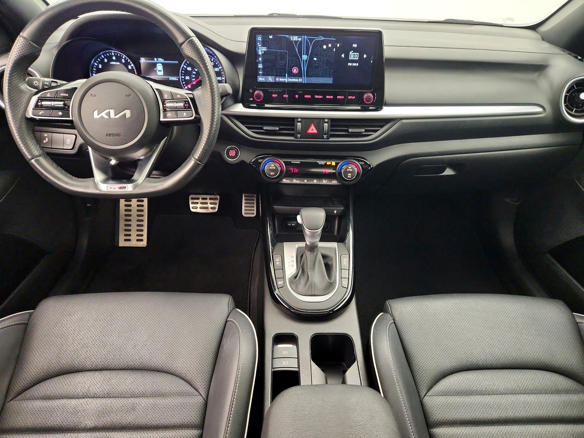 Thumbnail: 2023 Kia Forte - 9