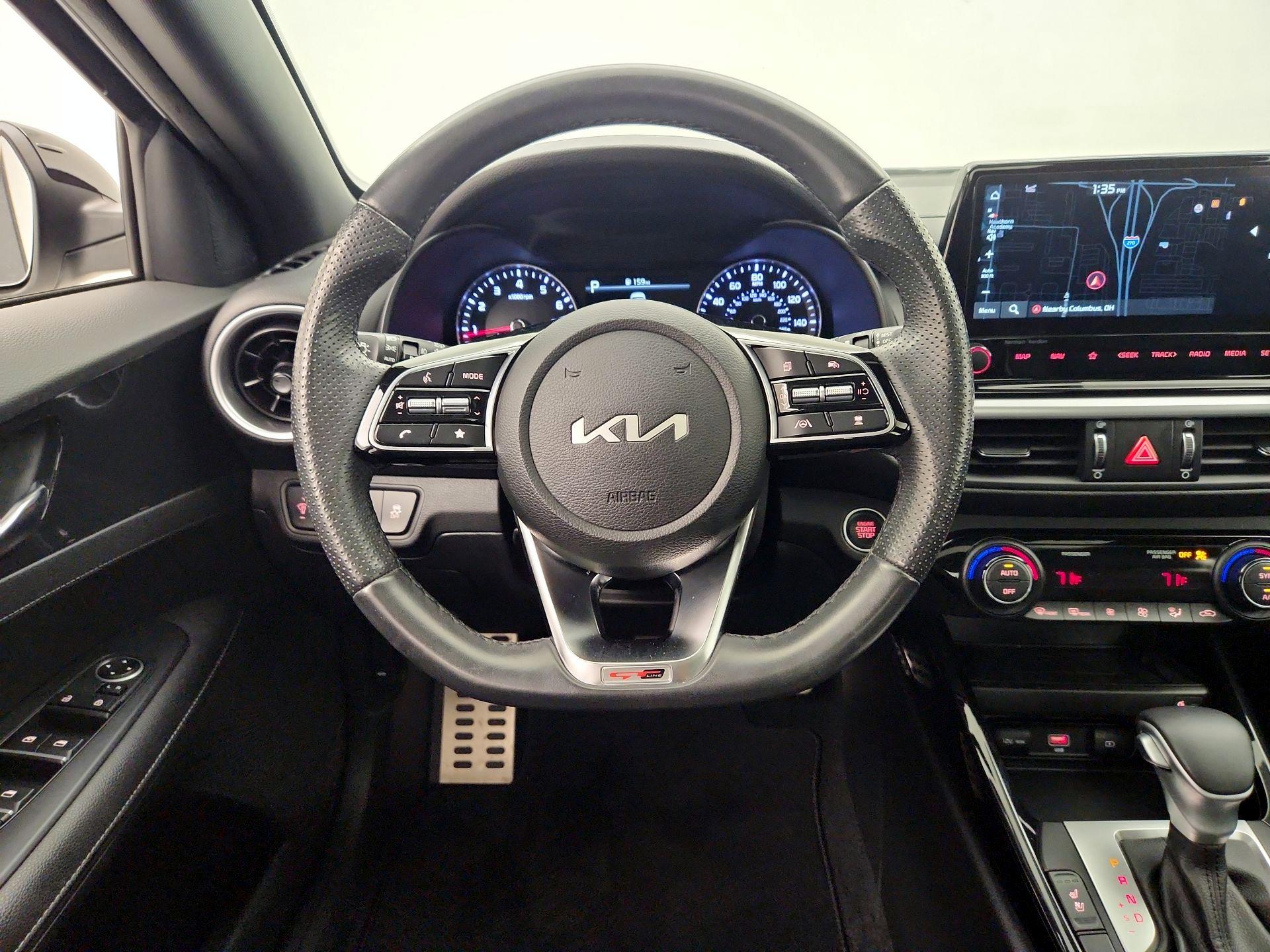 Thumbnail: 2023 Kia Forte - 10