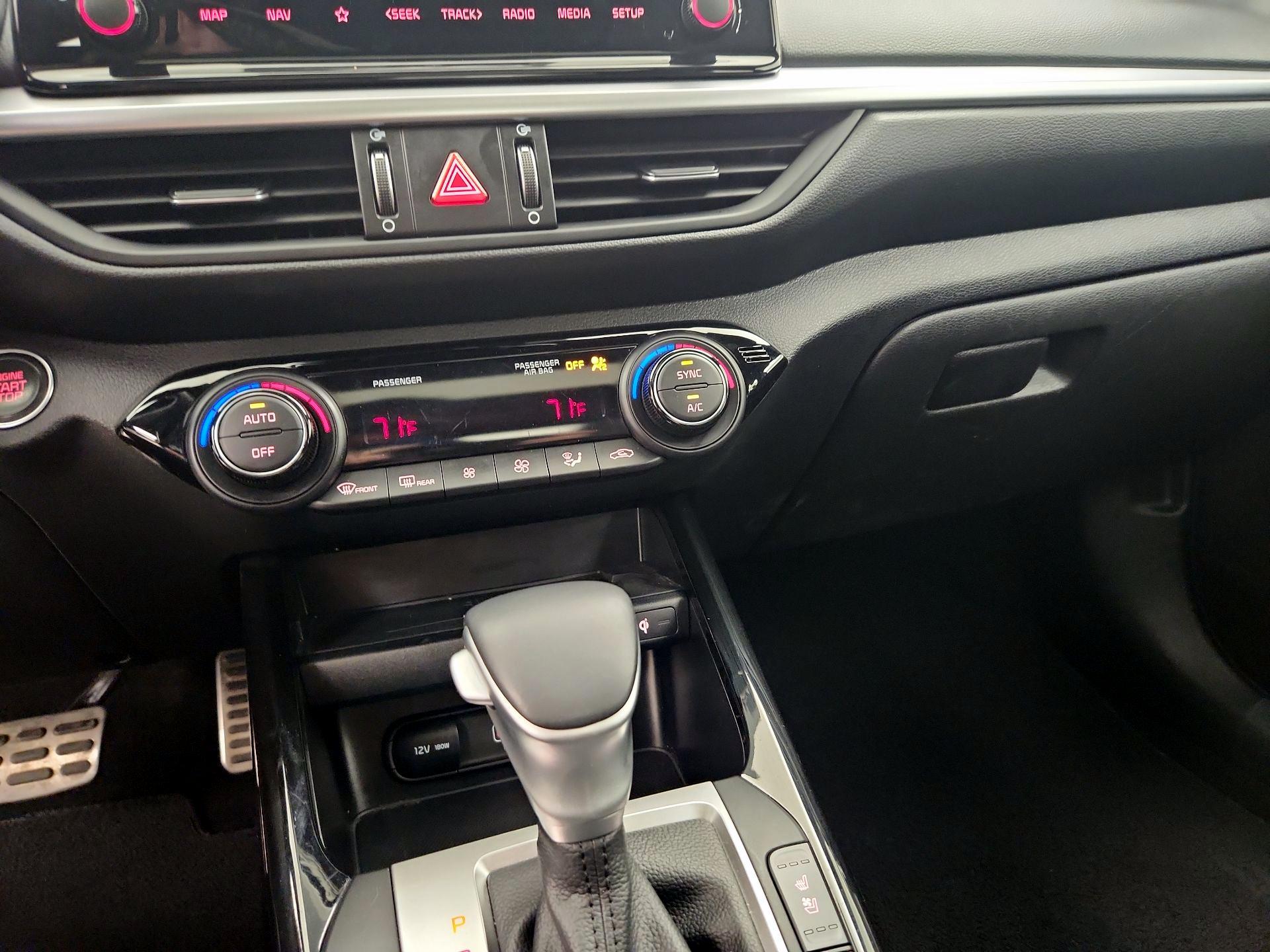 Thumbnail: 2023 Kia Forte - 17