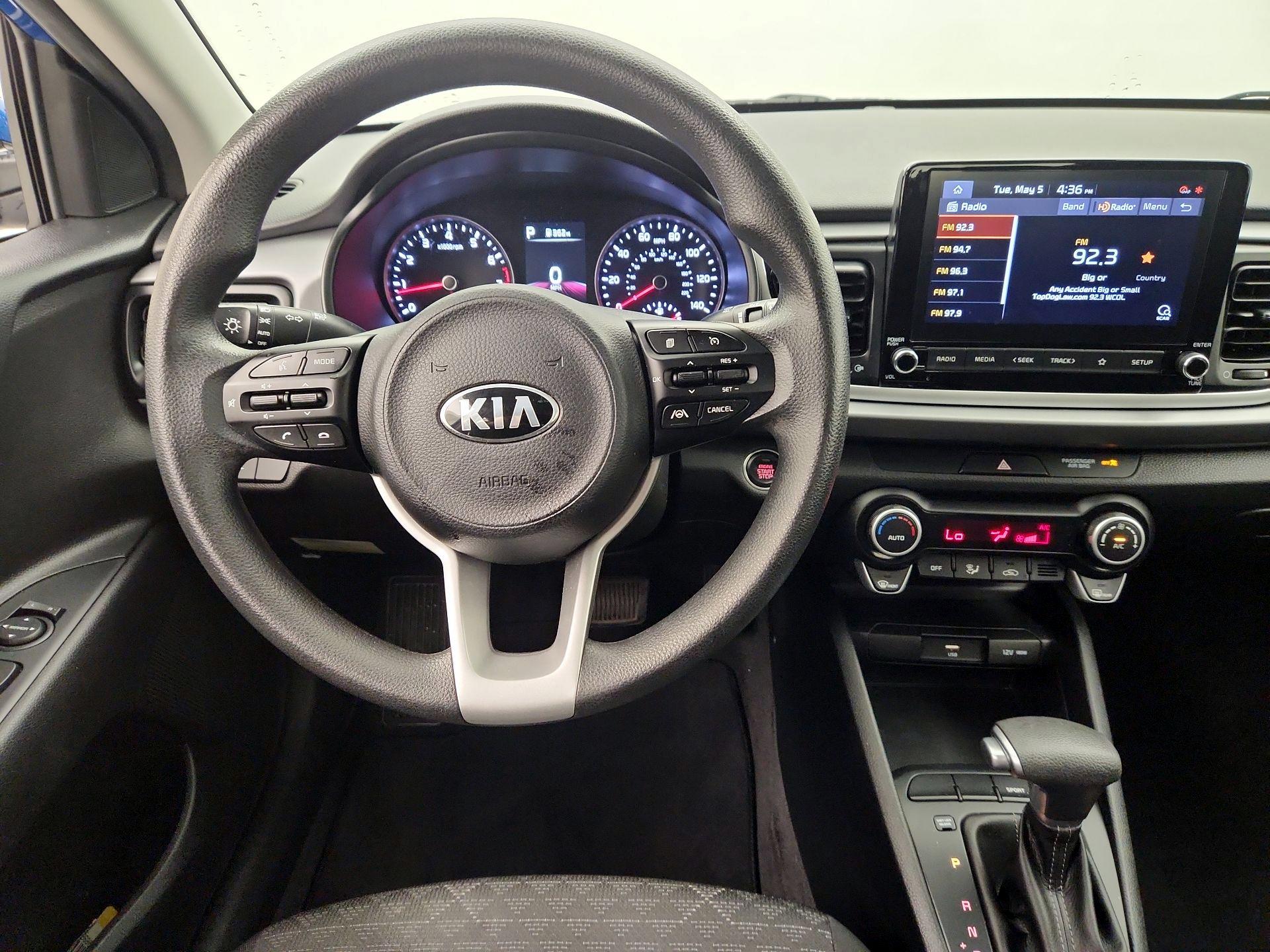 Thumbnail: 2021 Kia Rio - 10