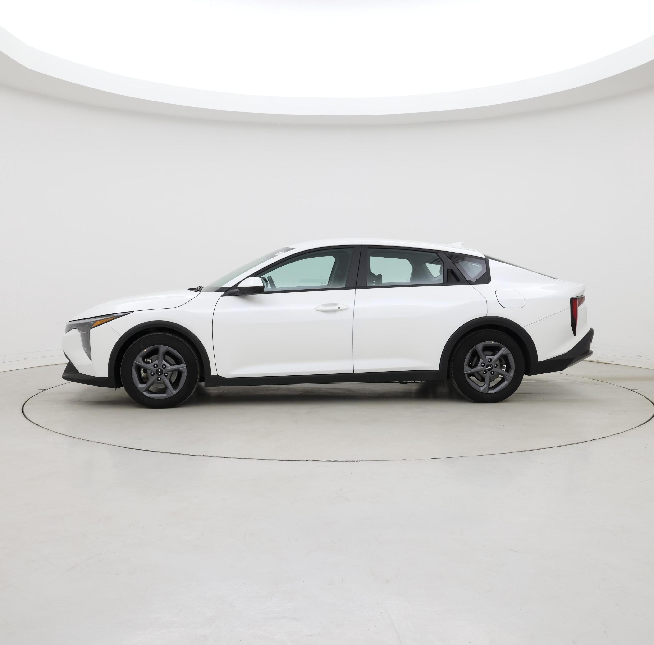 Thumbnail: 2025 Kia K4 - 3