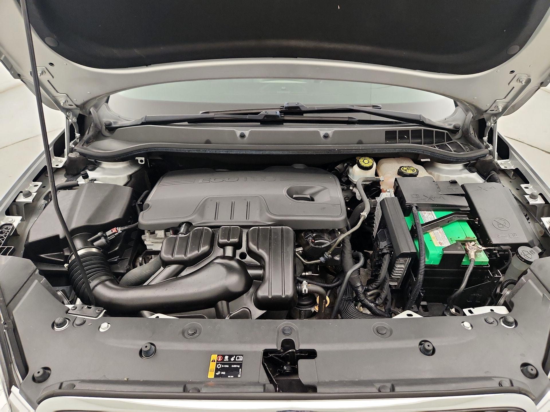 Thumbnail: 2016 Buick Verano - 20