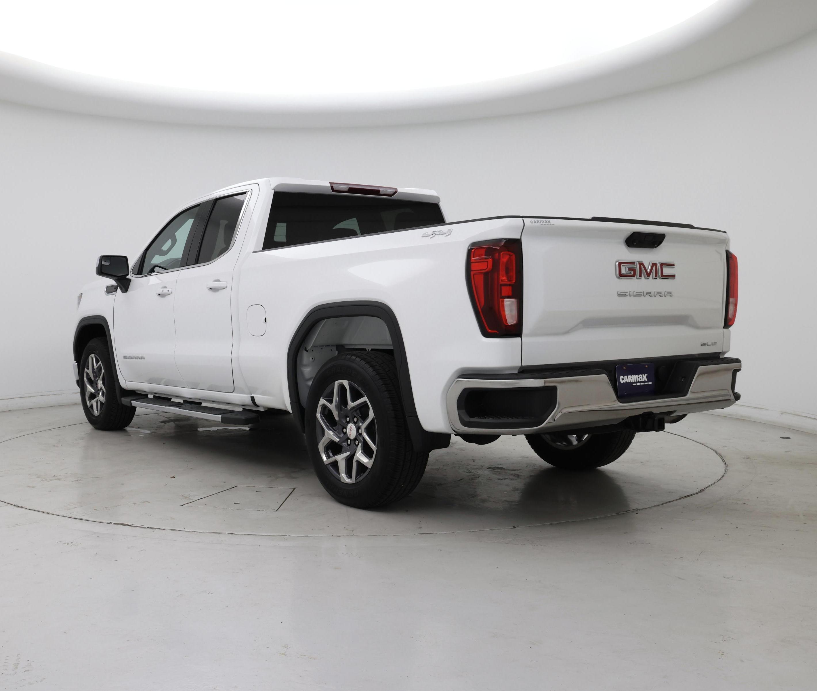 Thumbnail: 2023 GMC Sierra 1500 - 2