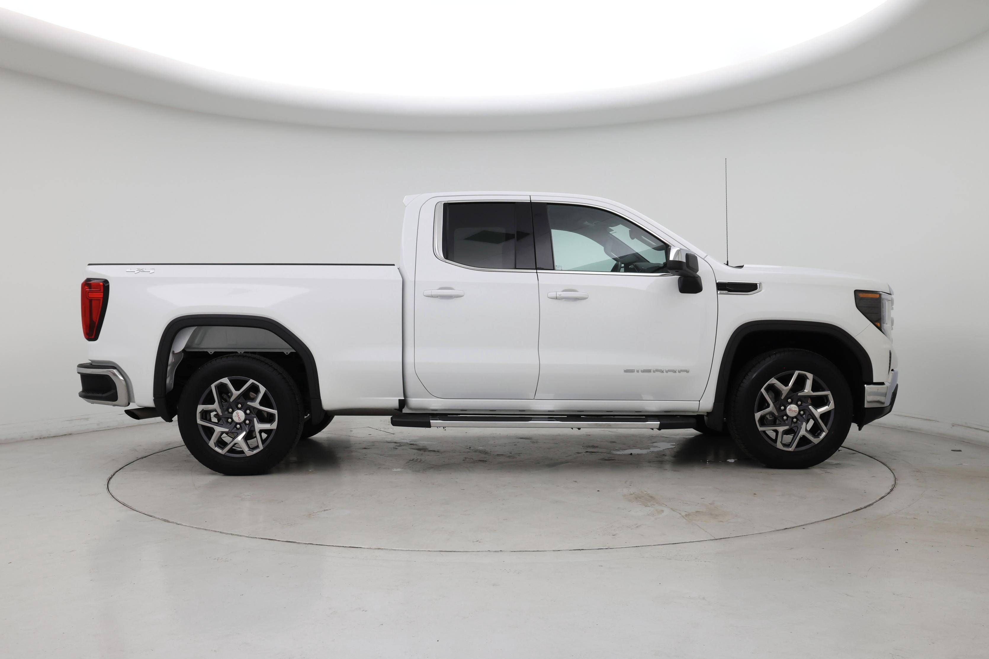Thumbnail: 2023 GMC Sierra 1500 - 7