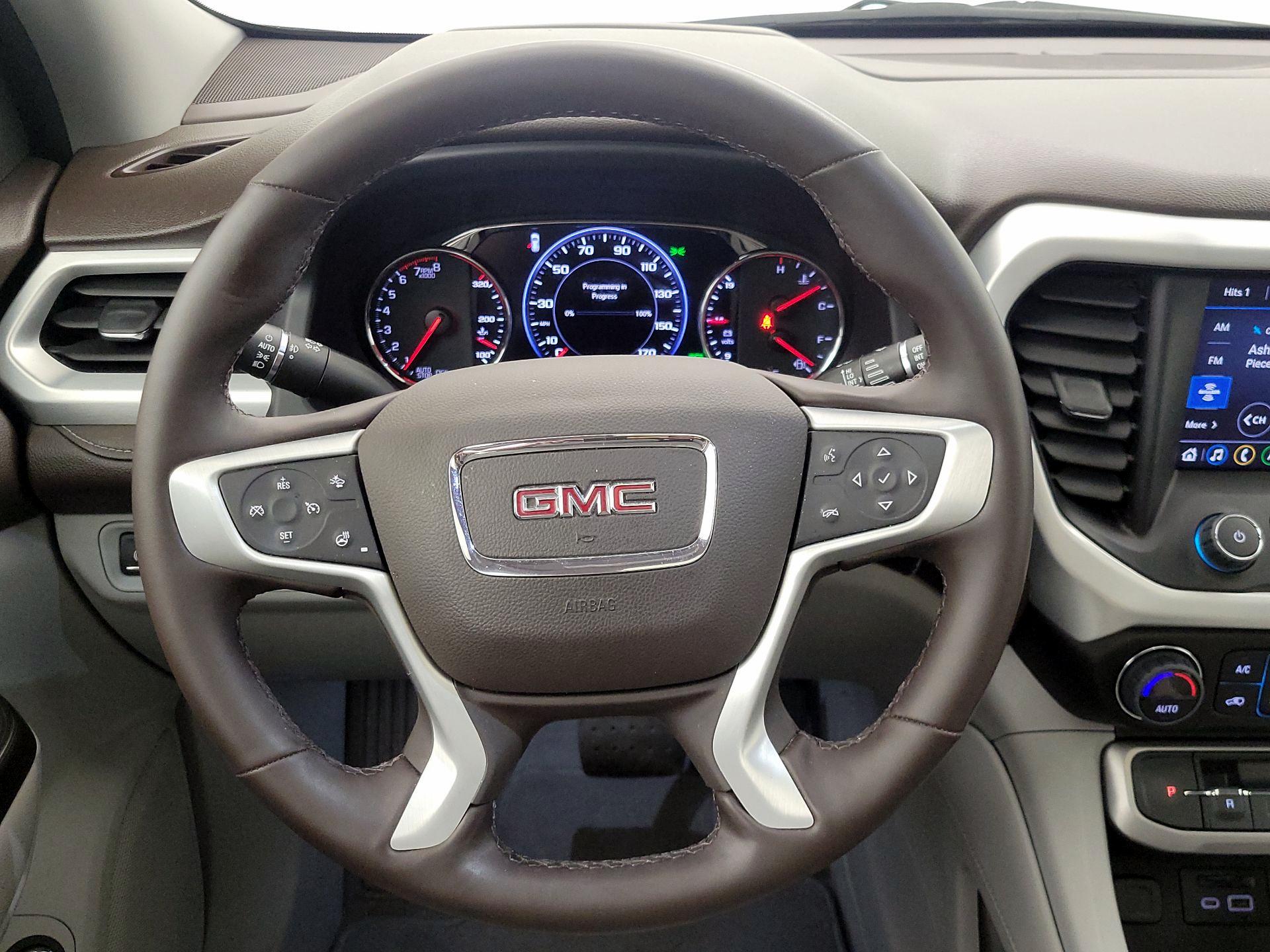 Thumbnail: 2023 GMC Acadia - 10