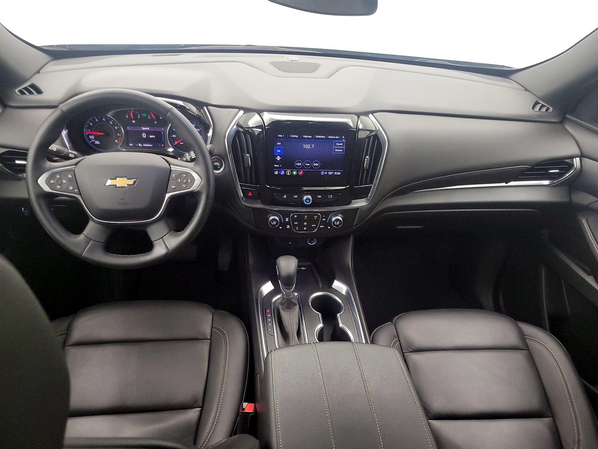 Thumbnail: 2023 Chevrolet Traverse - 9