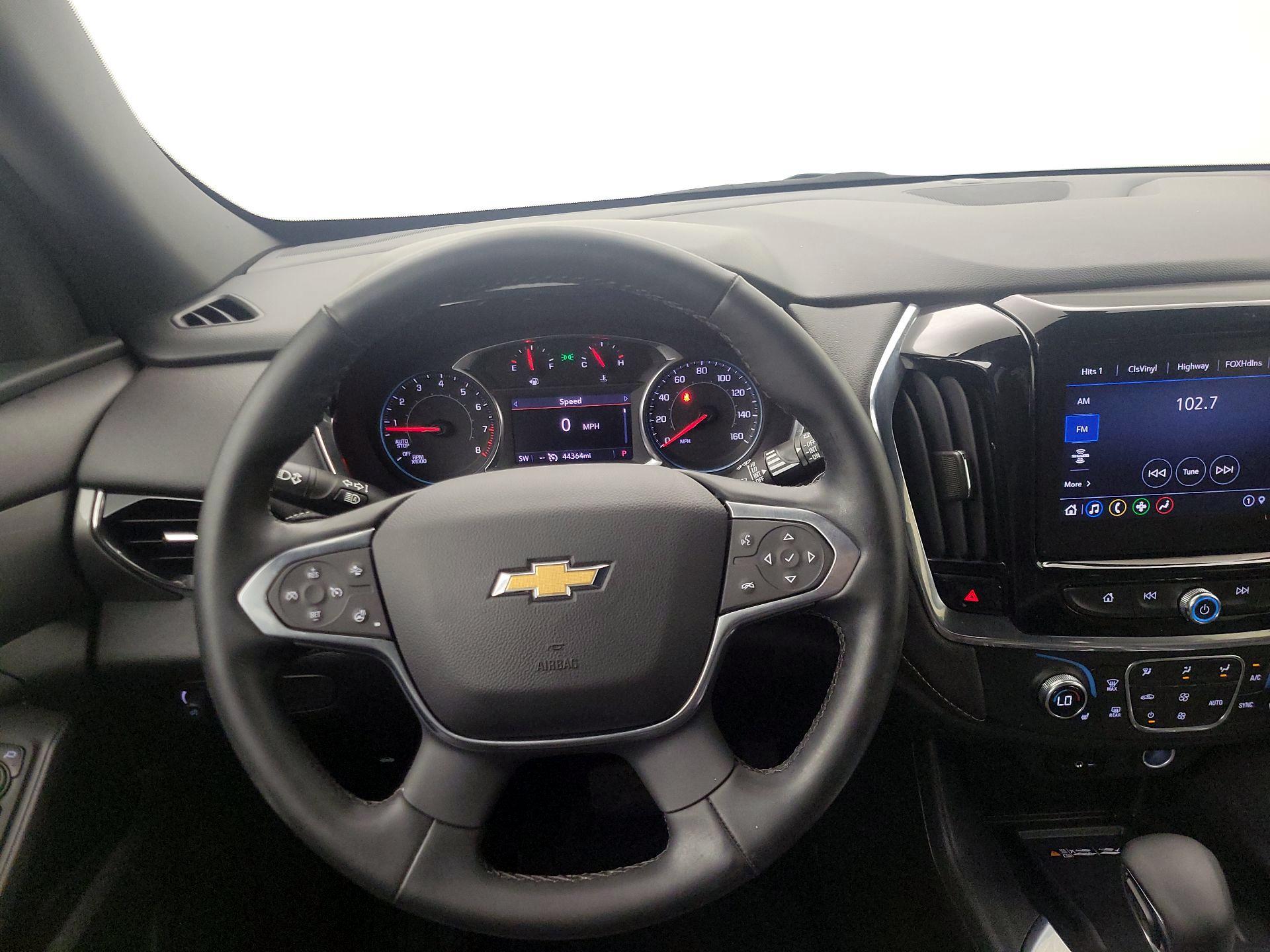 Thumbnail: 2023 Chevrolet Traverse - 10