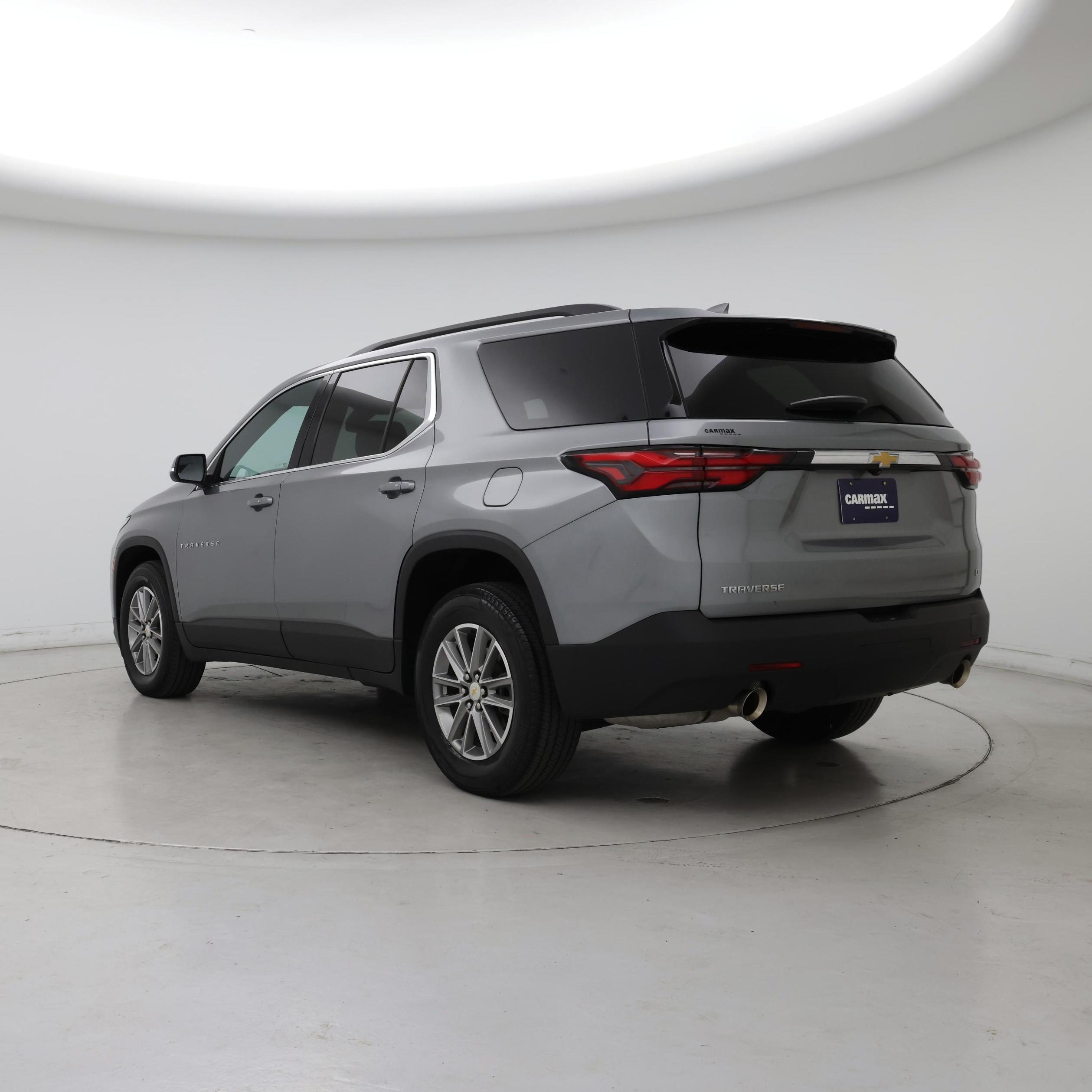 Thumbnail: 2023 Chevrolet Traverse - 2