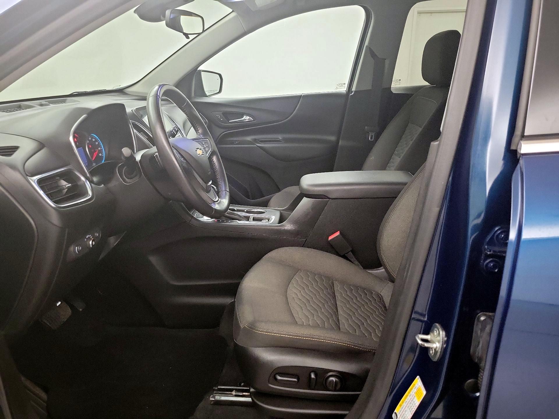 Thumbnail: 2020 Chevrolet Equinox - 11