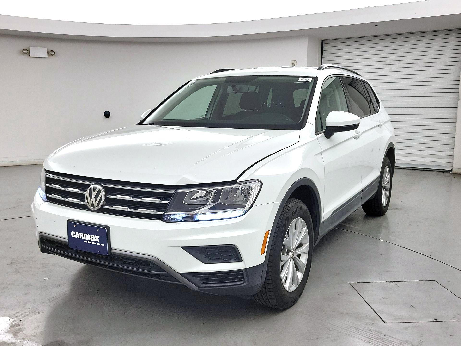 Thumbnail: 2020 Volkswagen Tiguan - 3