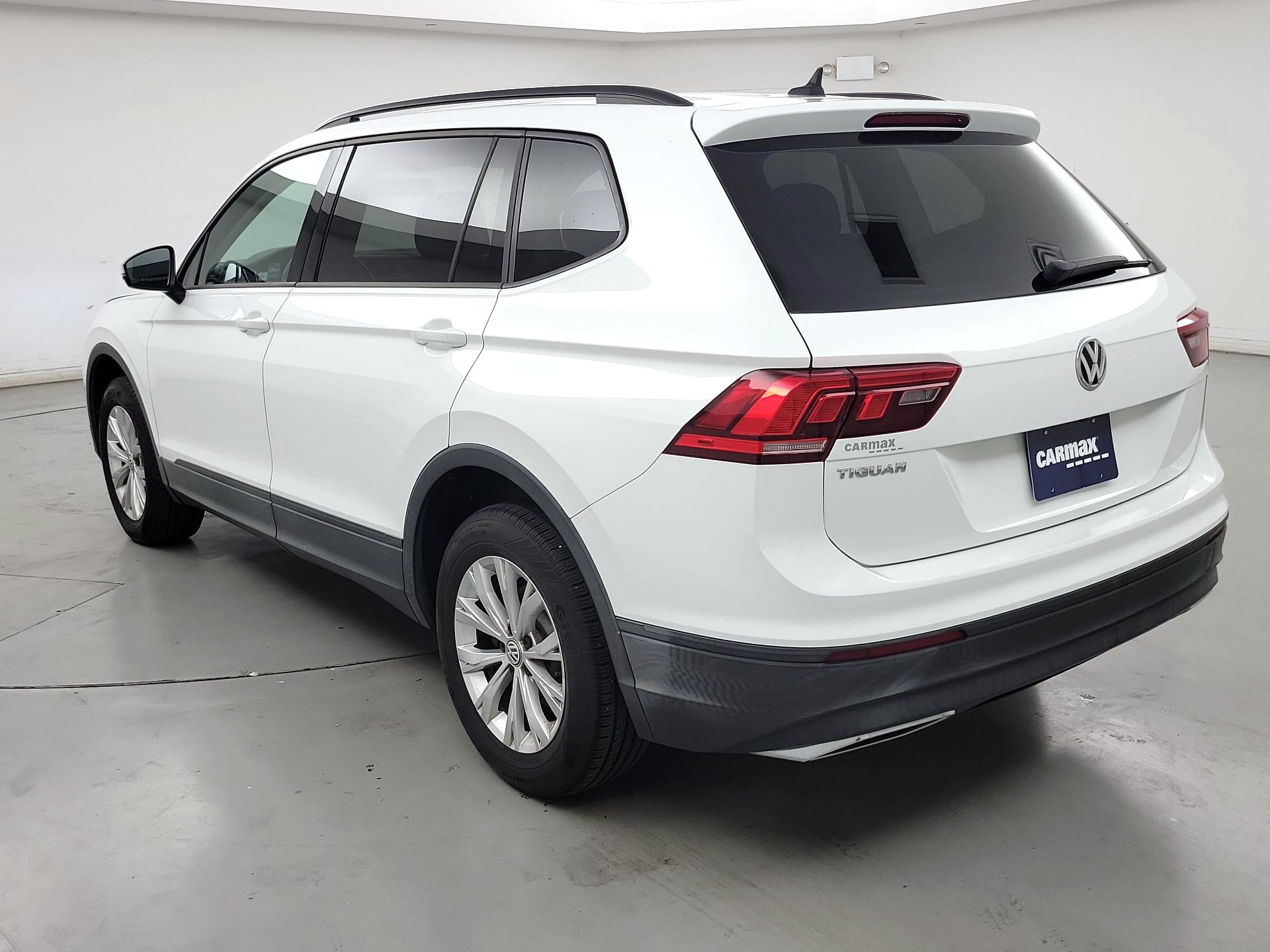 Thumbnail: 2020 Volkswagen Tiguan - 7