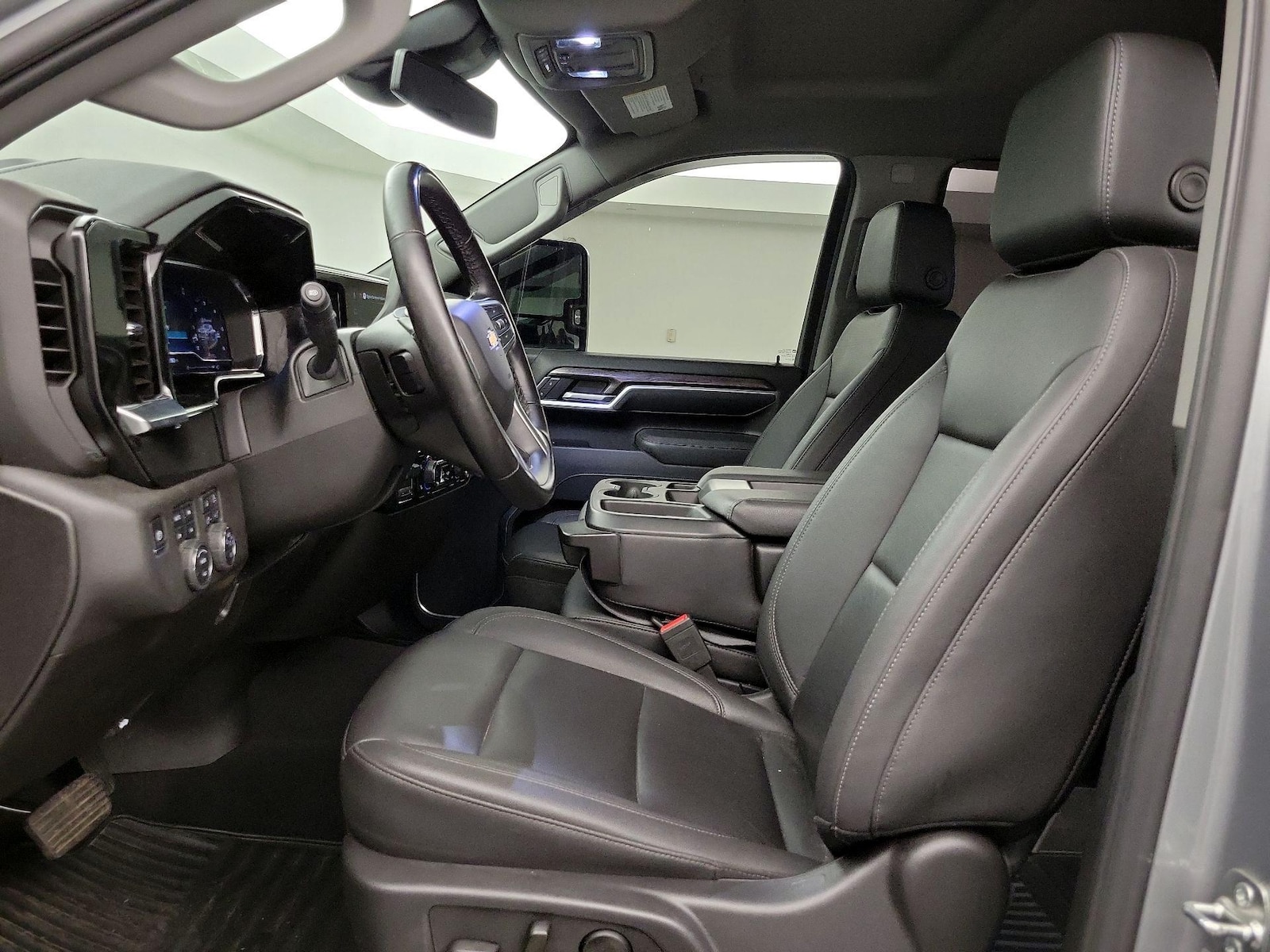 2025 Chevrolet Silverado 2500HD LTZ - Photo 12