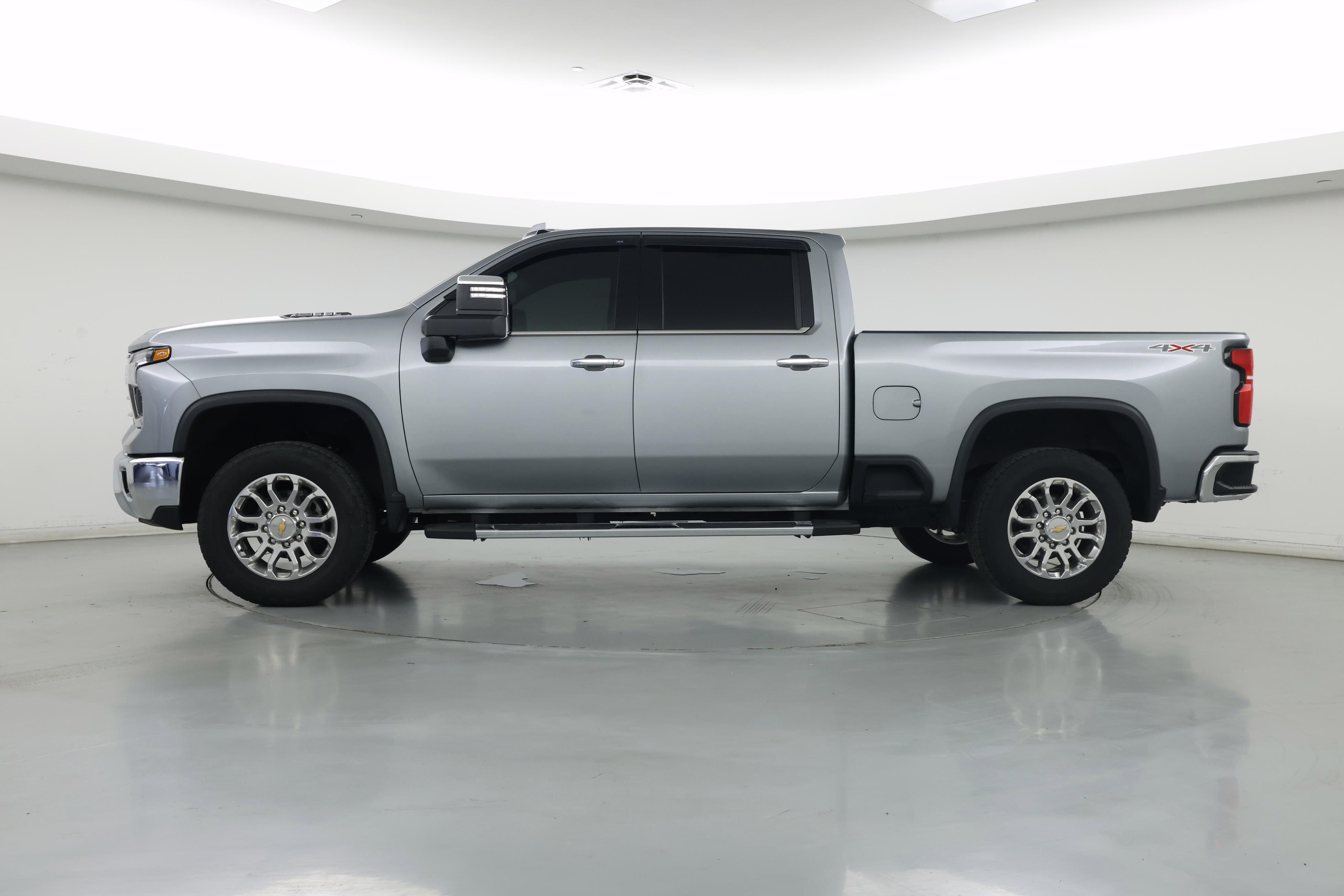 Thumbnail: 2025 Chevrolet Silverado 2500 - 3