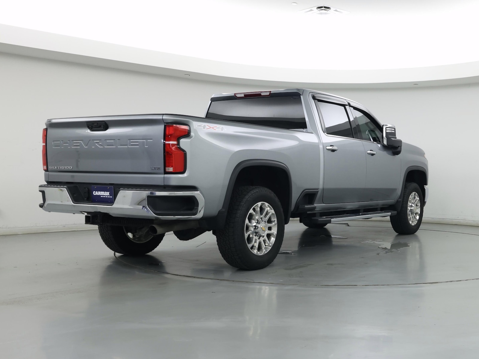 2025 Chevrolet Silverado 2500HD LTZ - Photo 9