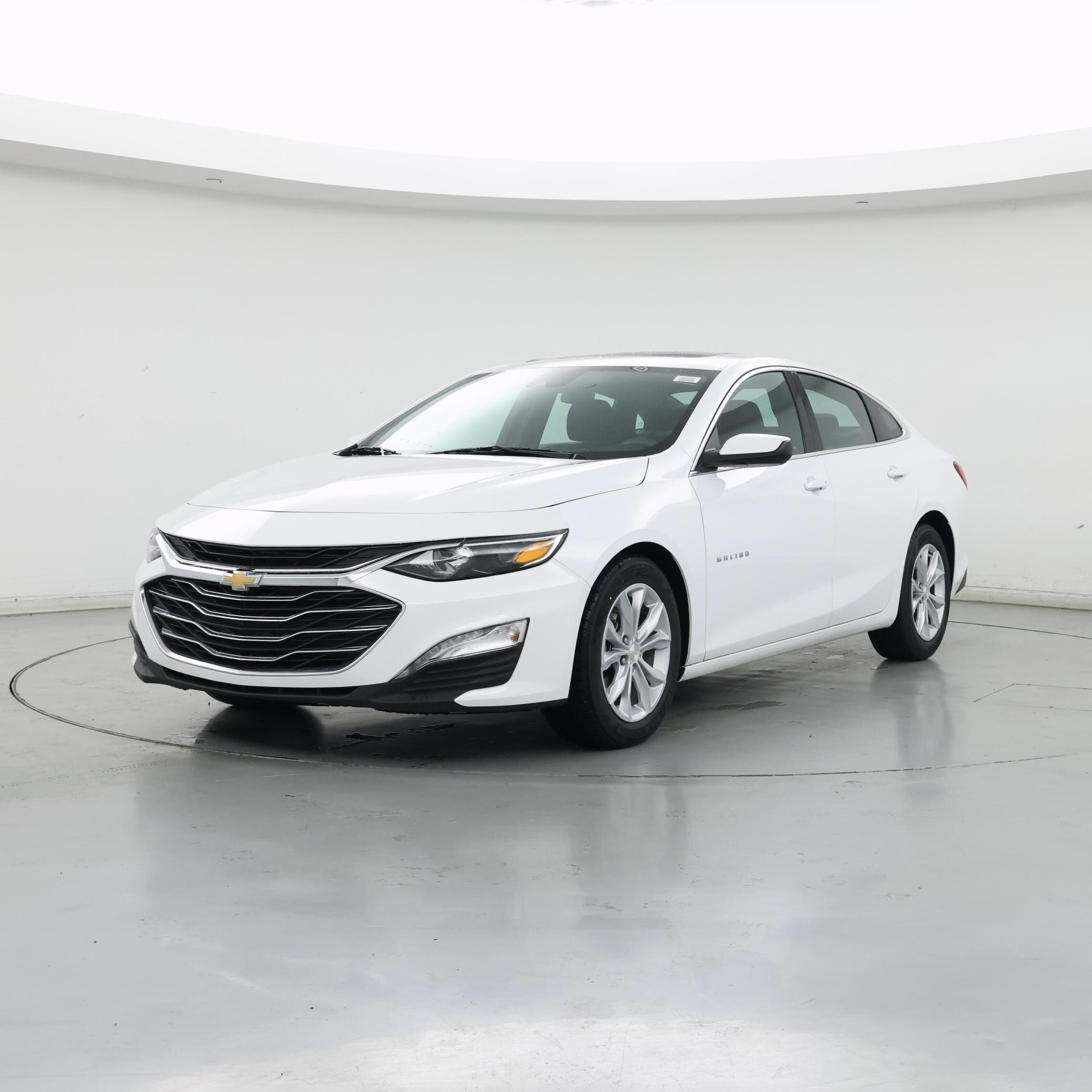 Thumbnail: 2024 Chevrolet Malibu - 4