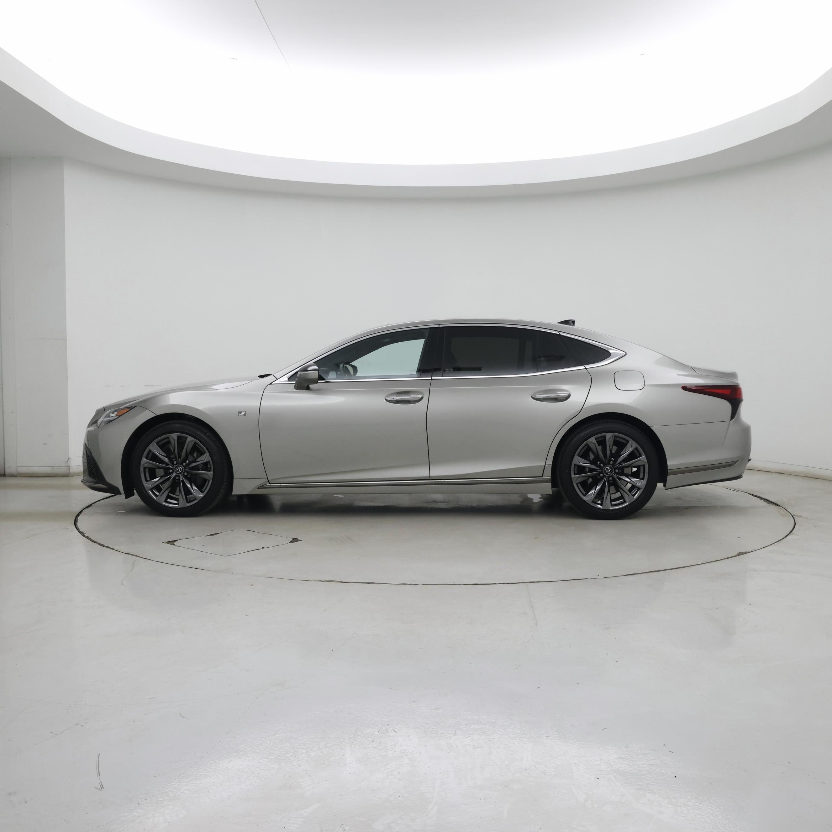 Thumbnail: 2022 Lexus LS - 3