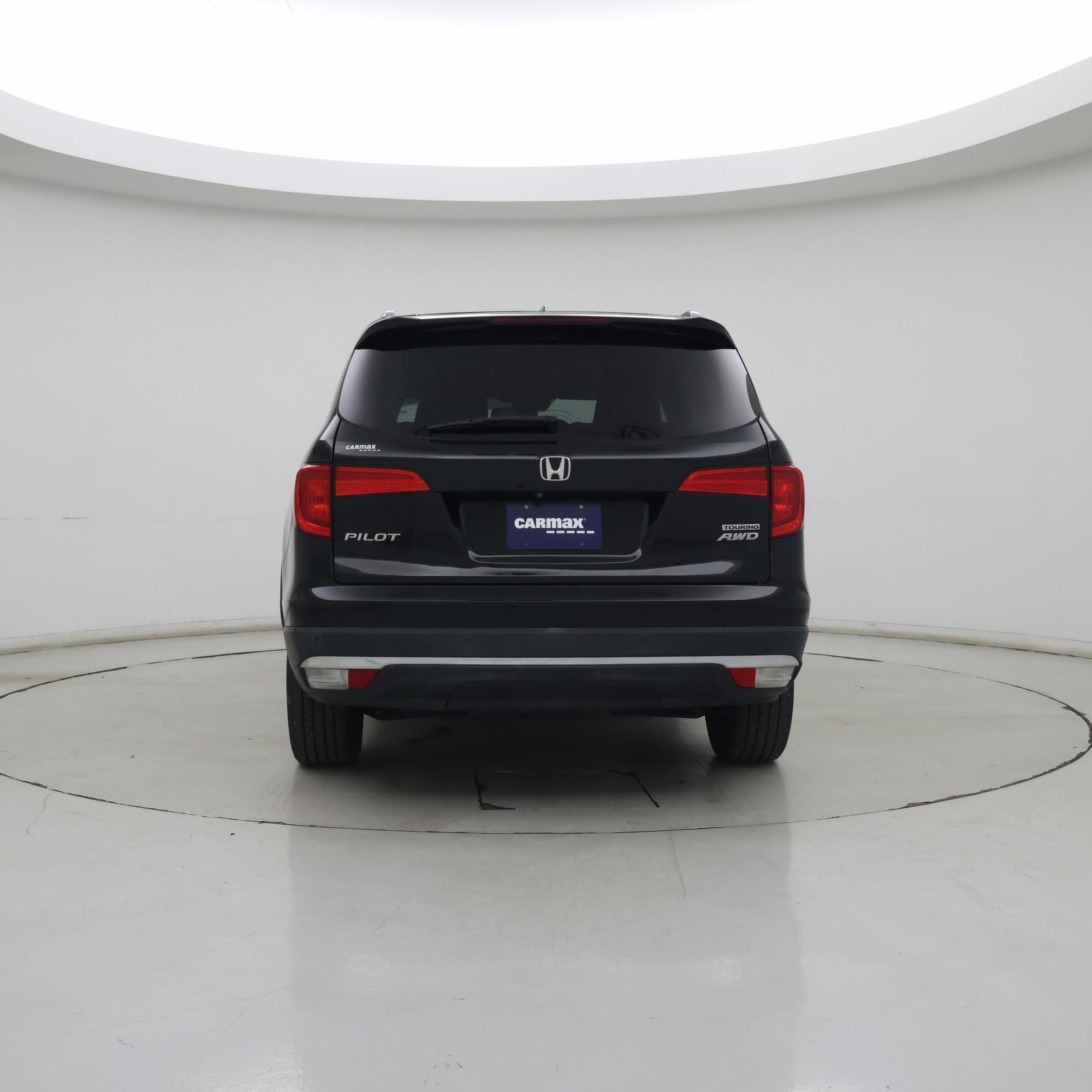 Thumbnail: 2017 Honda Pilot - 6