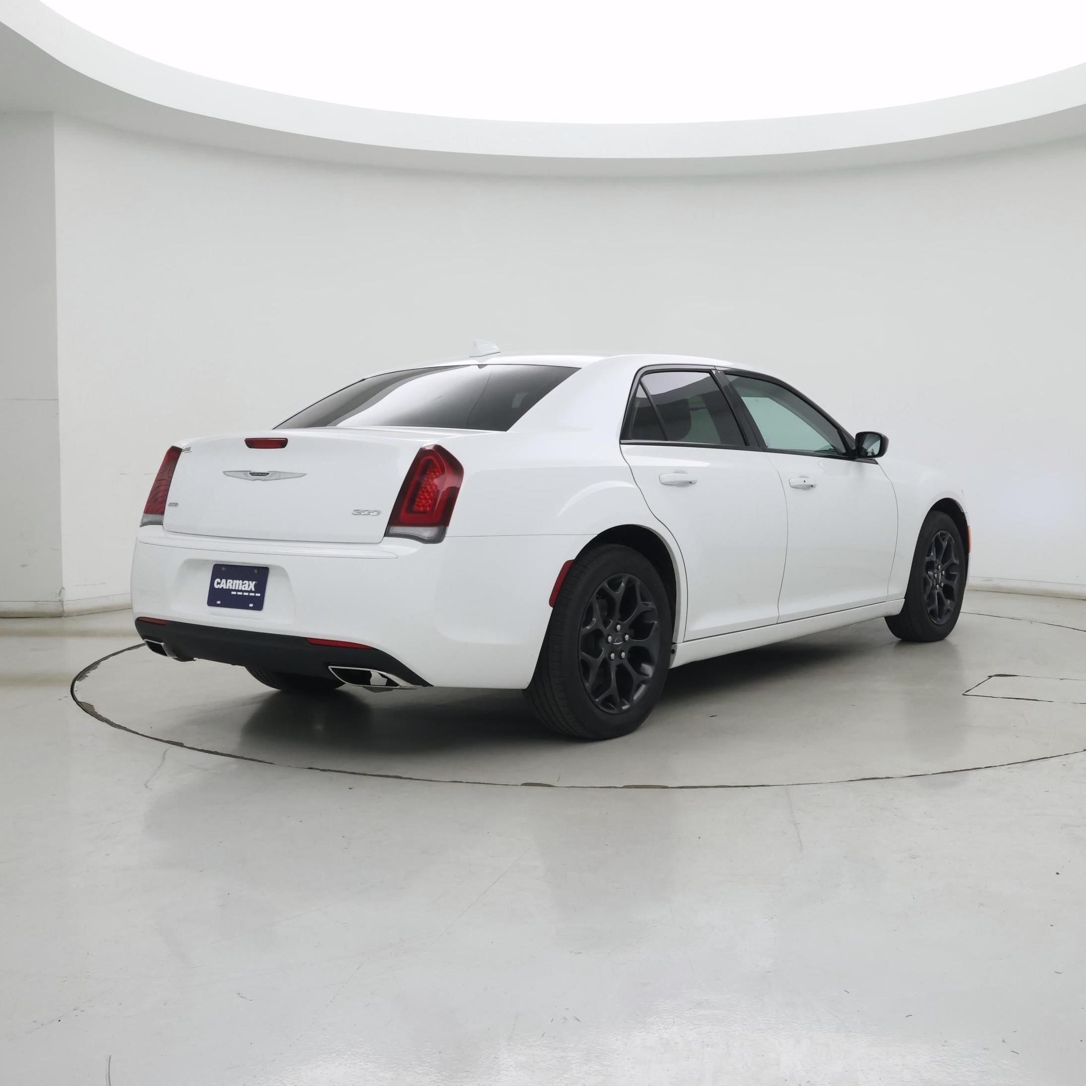 Thumbnail: 2020 Chrysler 300 - 8