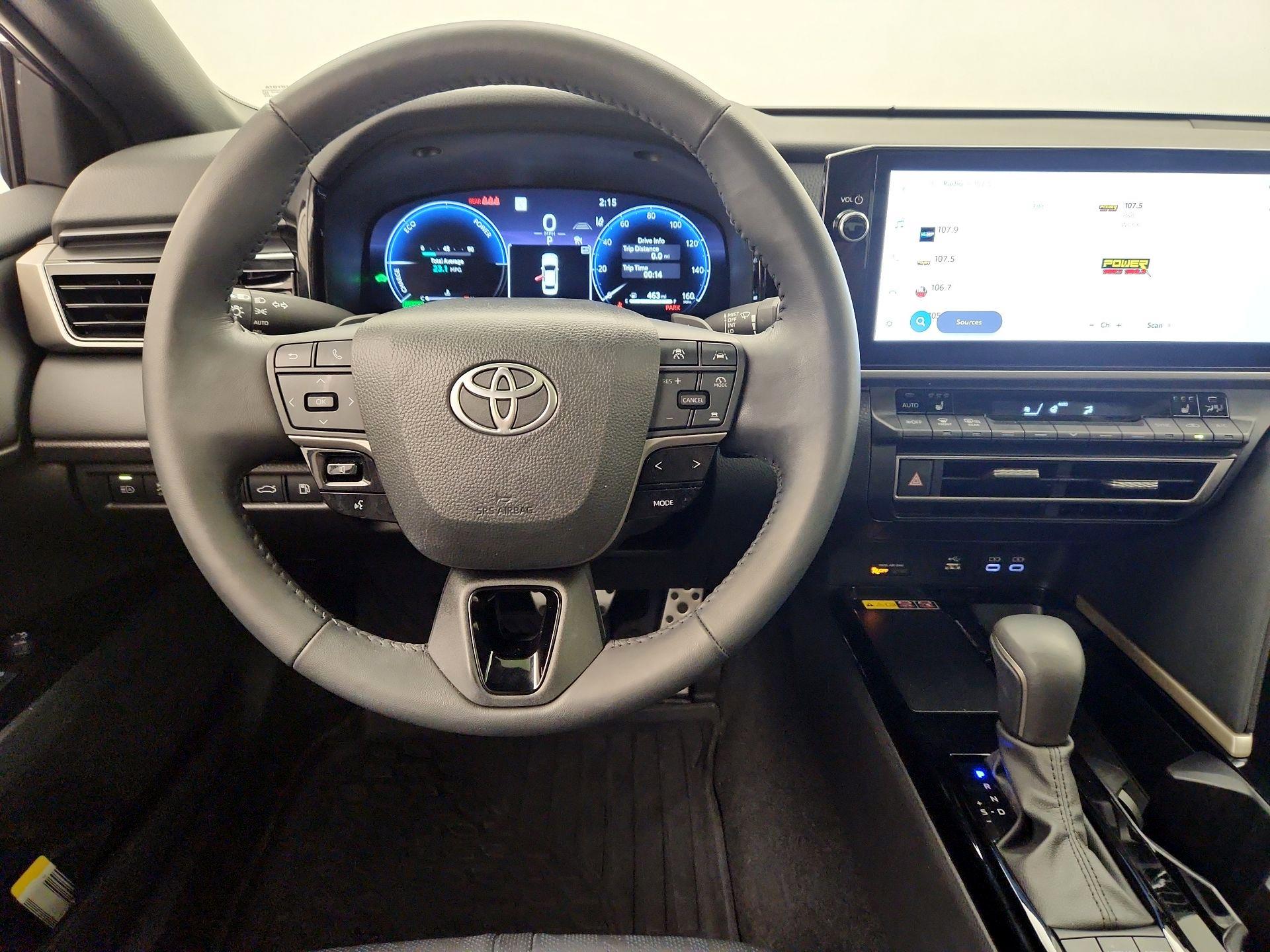 Thumbnail: 2025 Toyota Camry - 10