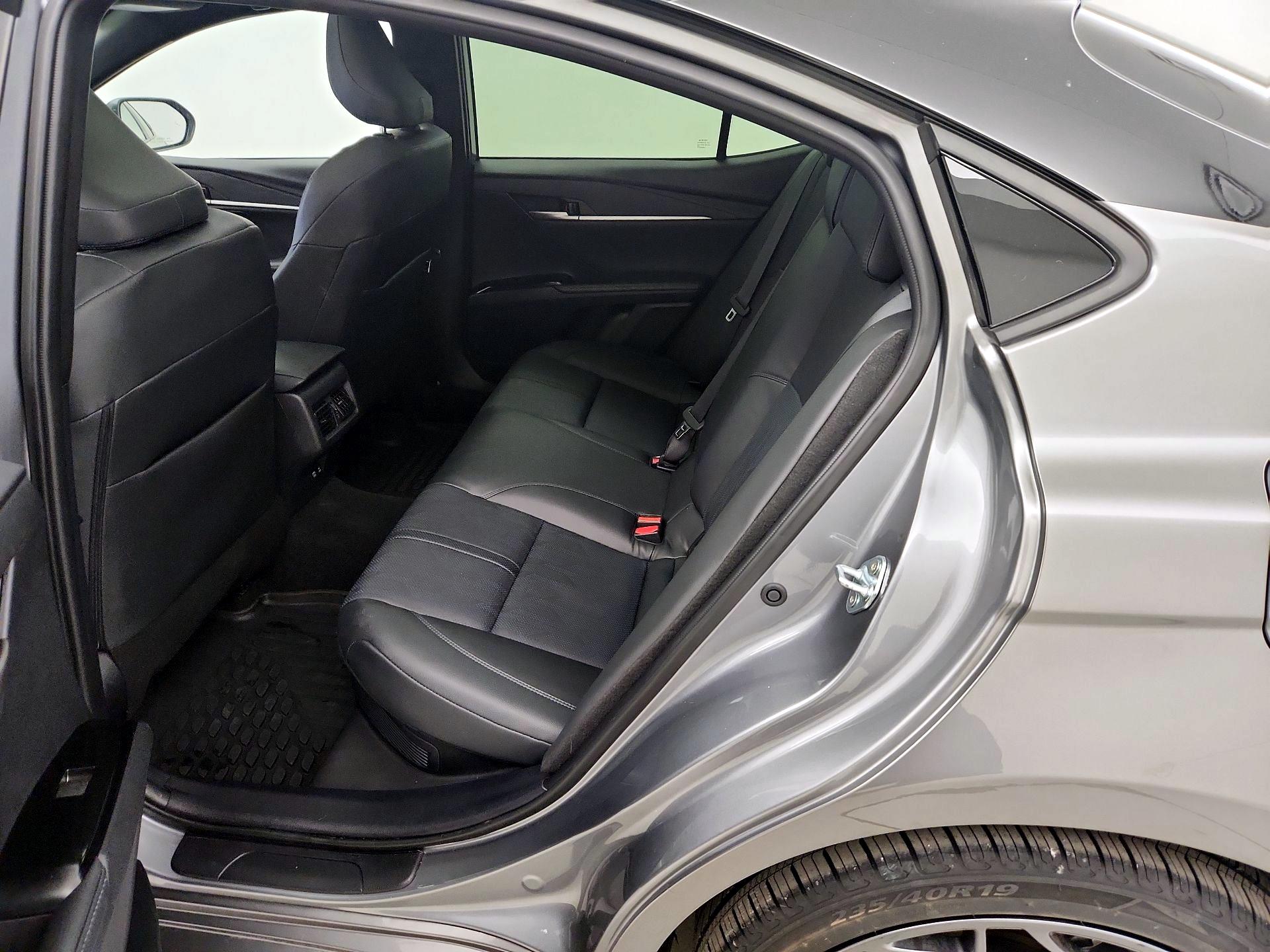 Thumbnail: 2025 Toyota Camry - 20