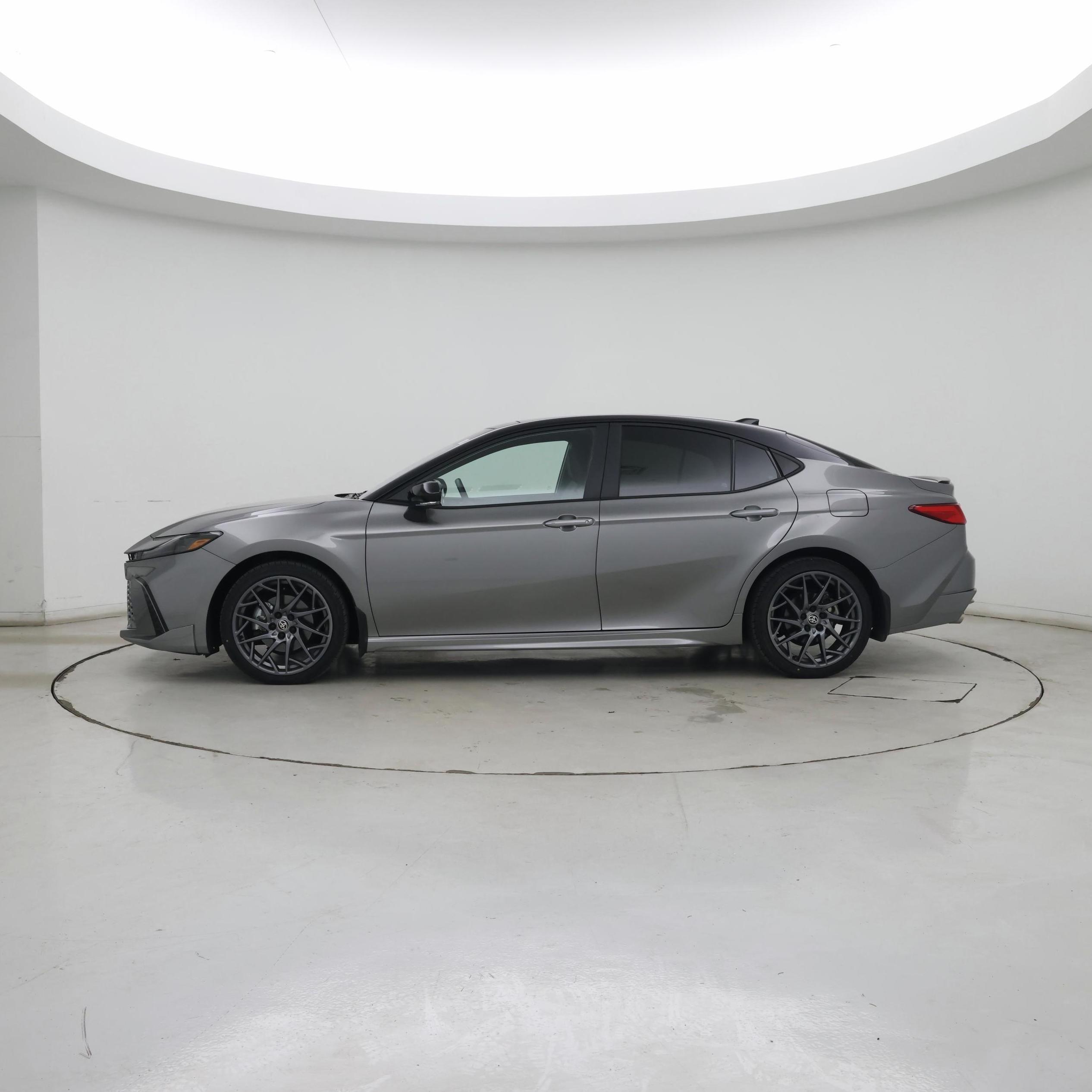 Thumbnail: 2025 Toyota Camry - 3
