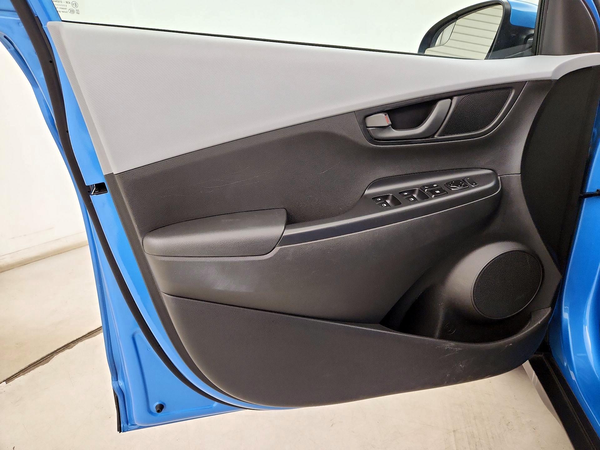 Thumbnail: 2019 Hyundai Kona - 12