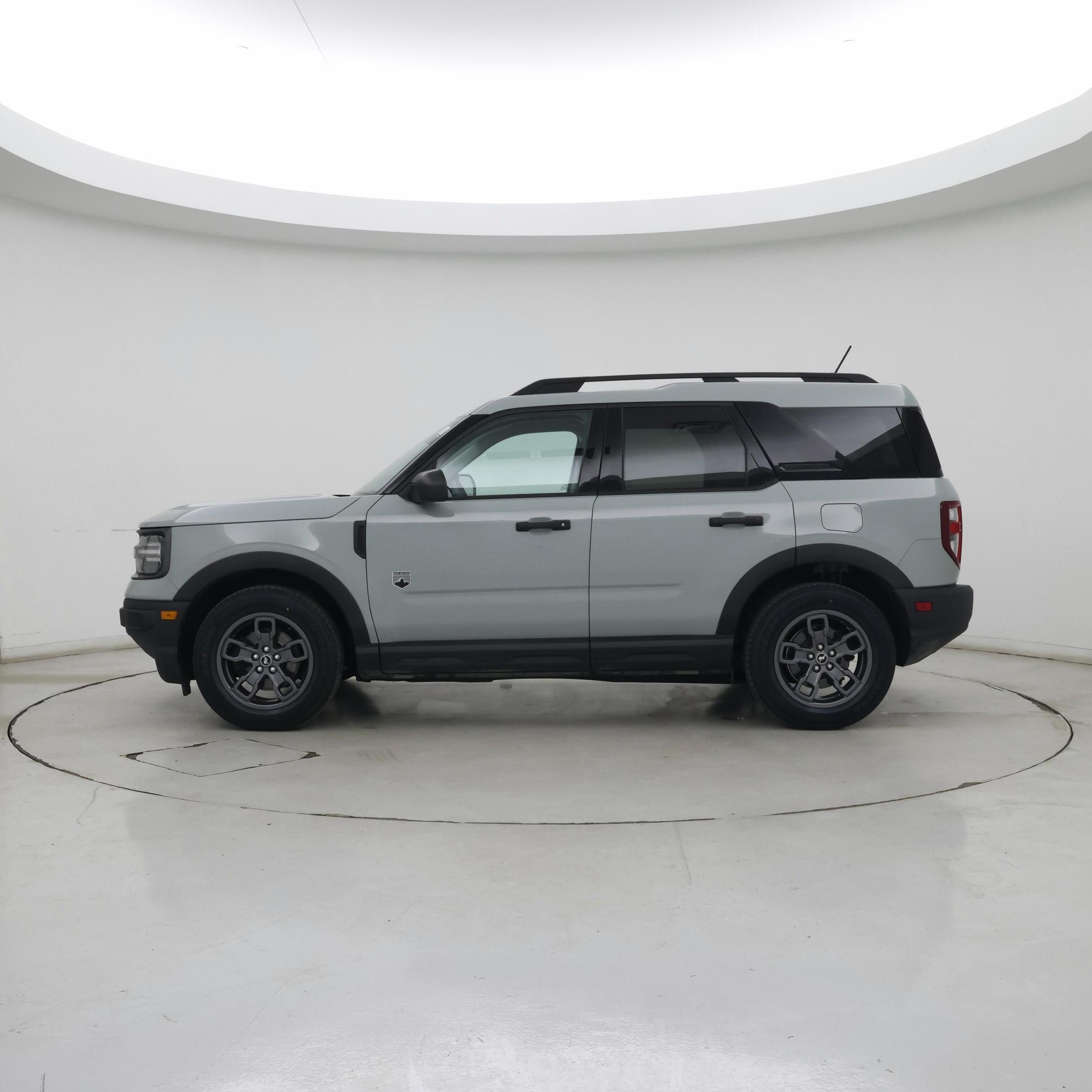 Thumbnail: 2021 Ford Bronco Sport - 3