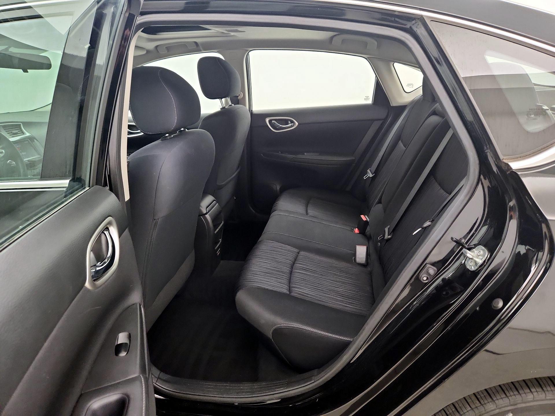 Thumbnail: 2019 Nissan Sentra - 20