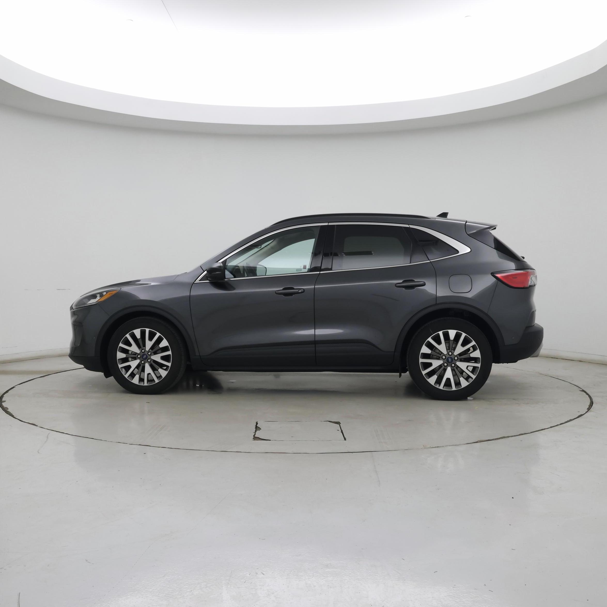 Thumbnail: 2020 Ford Escape - 3