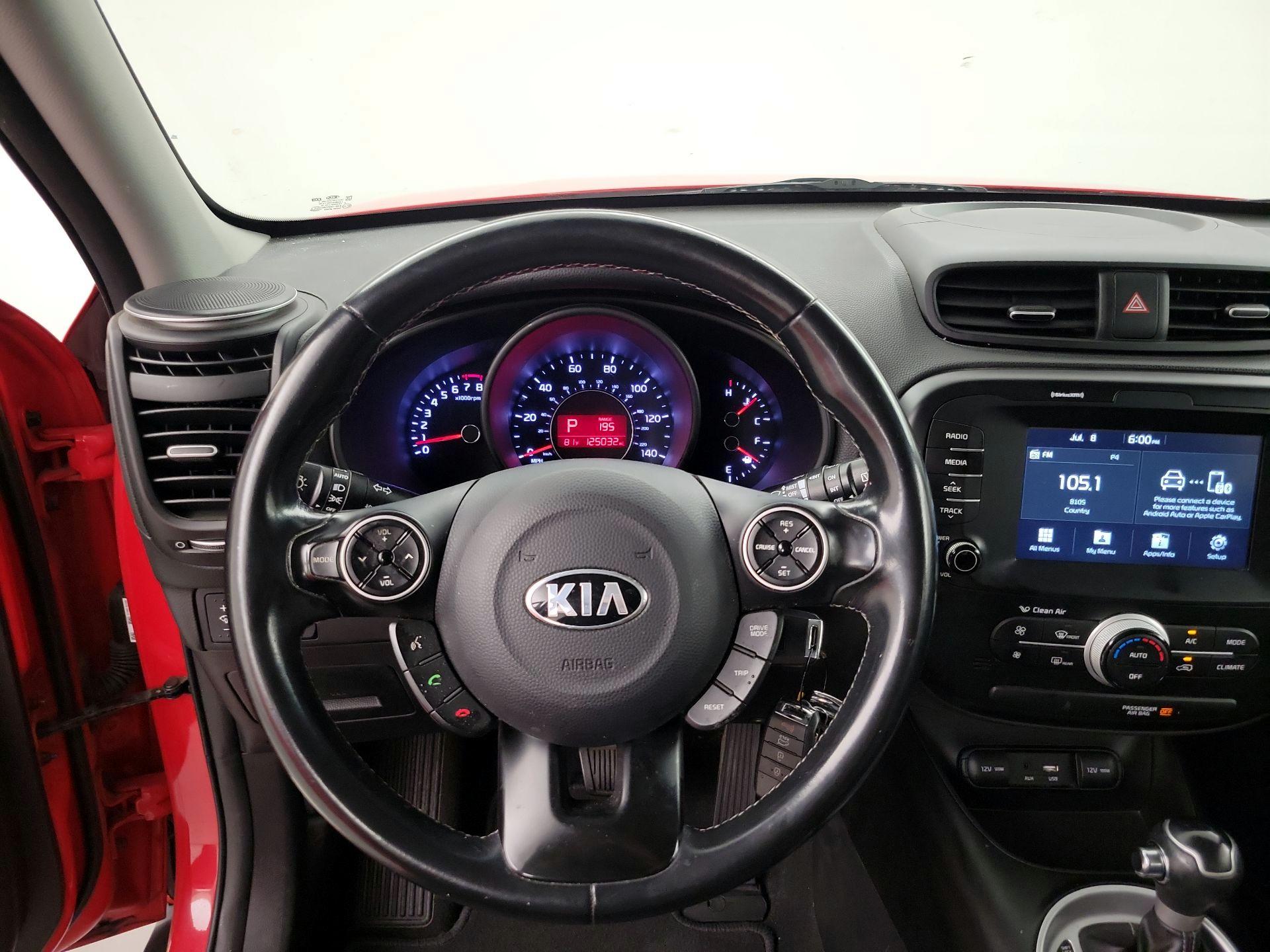Thumbnail: 2019 Kia Soul - 10