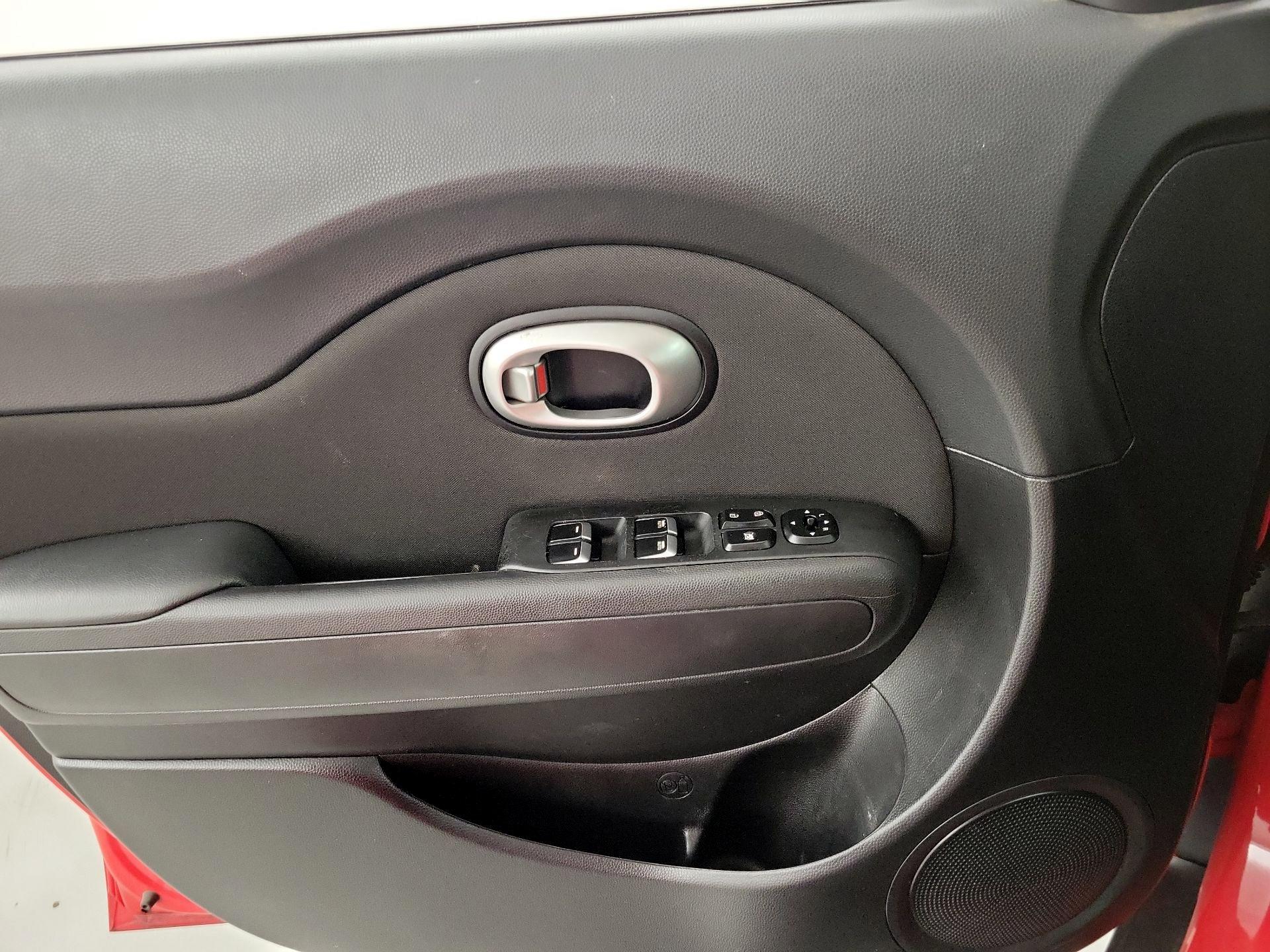 Thumbnail: 2019 Kia Soul - 12