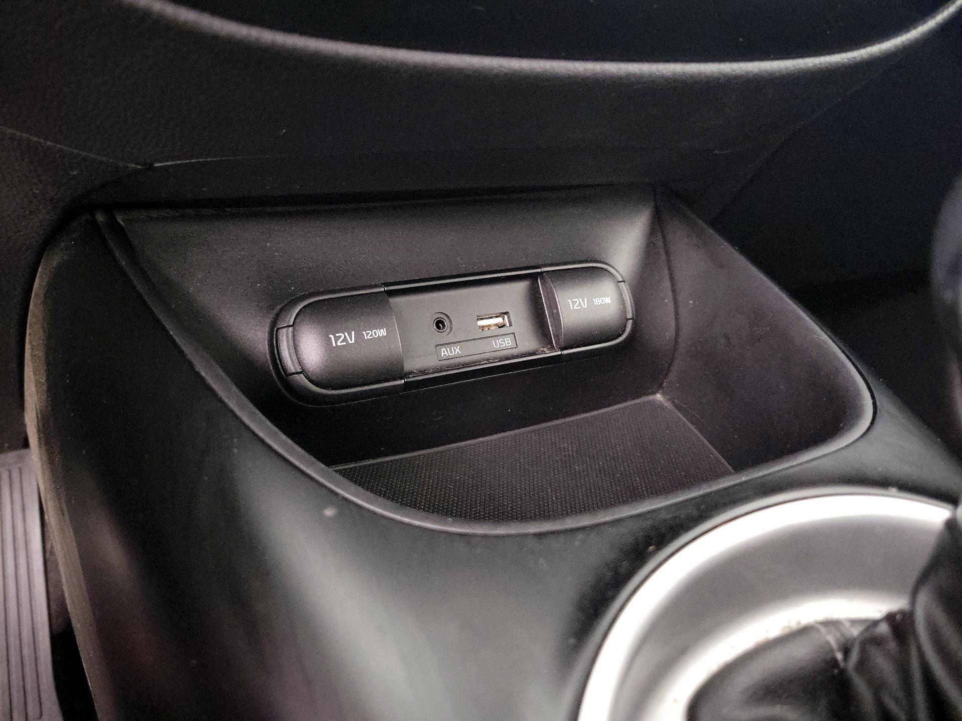 Thumbnail: 2019 Kia Soul - 18