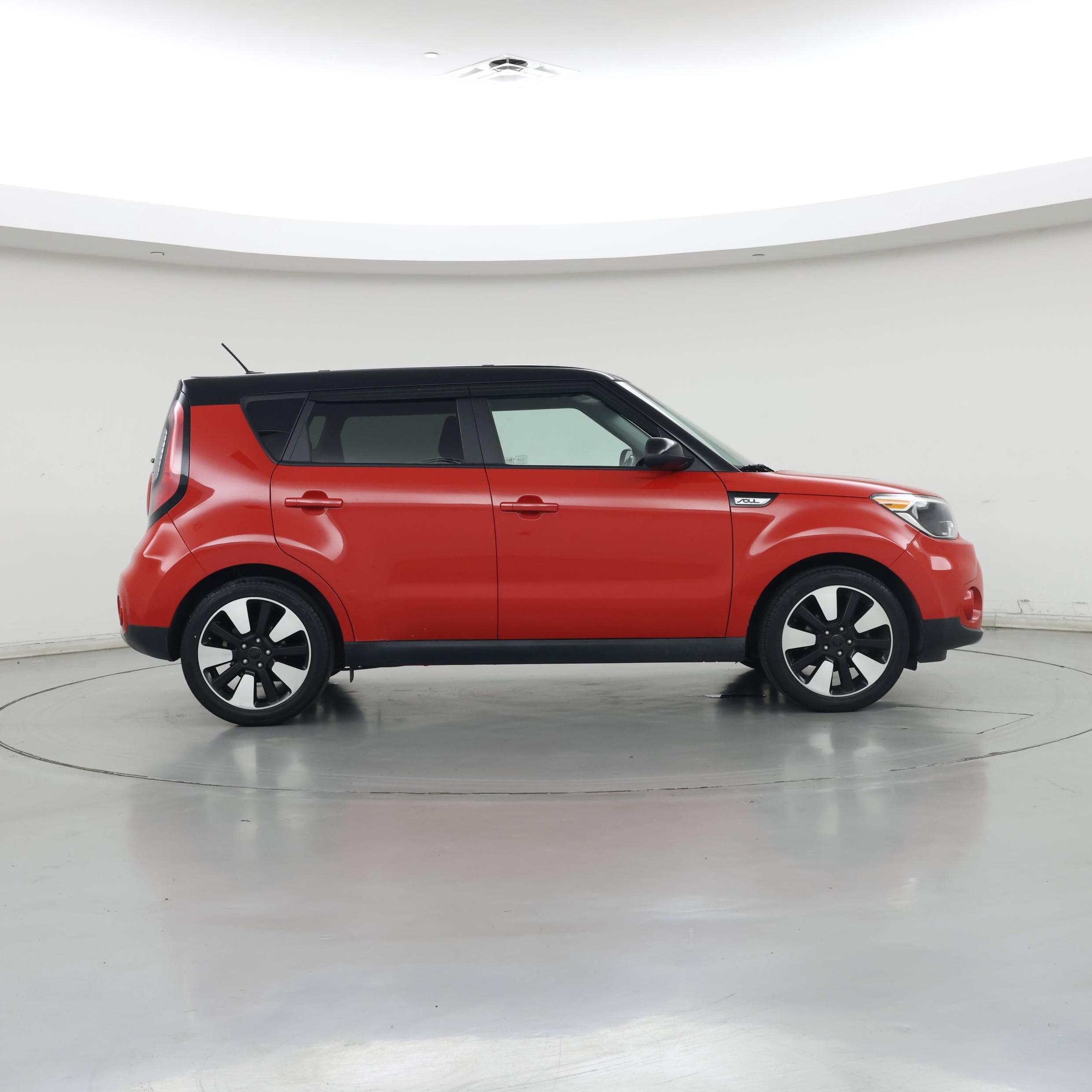 Thumbnail: 2019 Kia Soul - 7